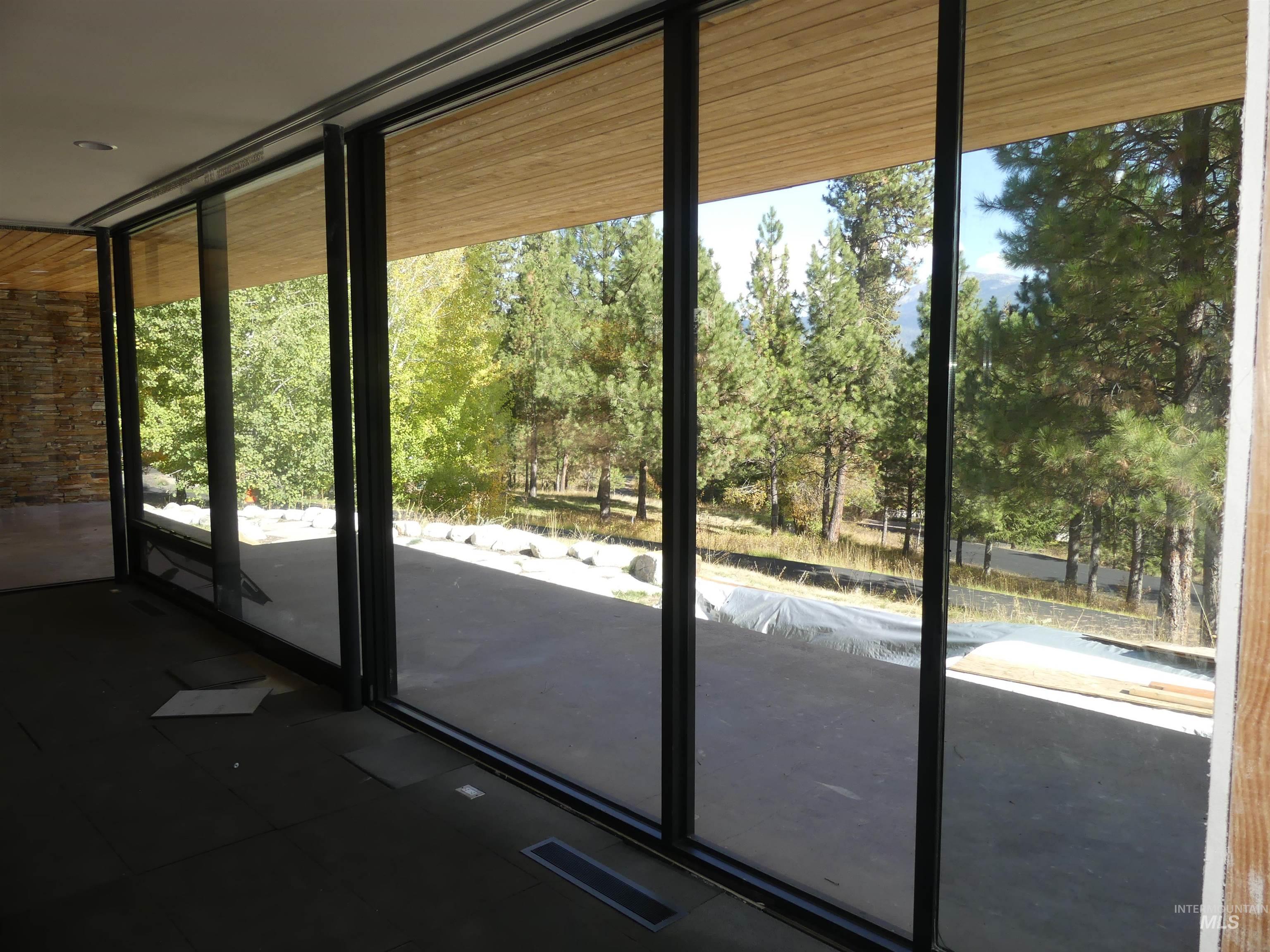 3893 Hogan Road, New Meadows, Idaho 83654, 4 Bedrooms, 4 Bathrooms, Residential For Sale, Price $759,000, 98964584