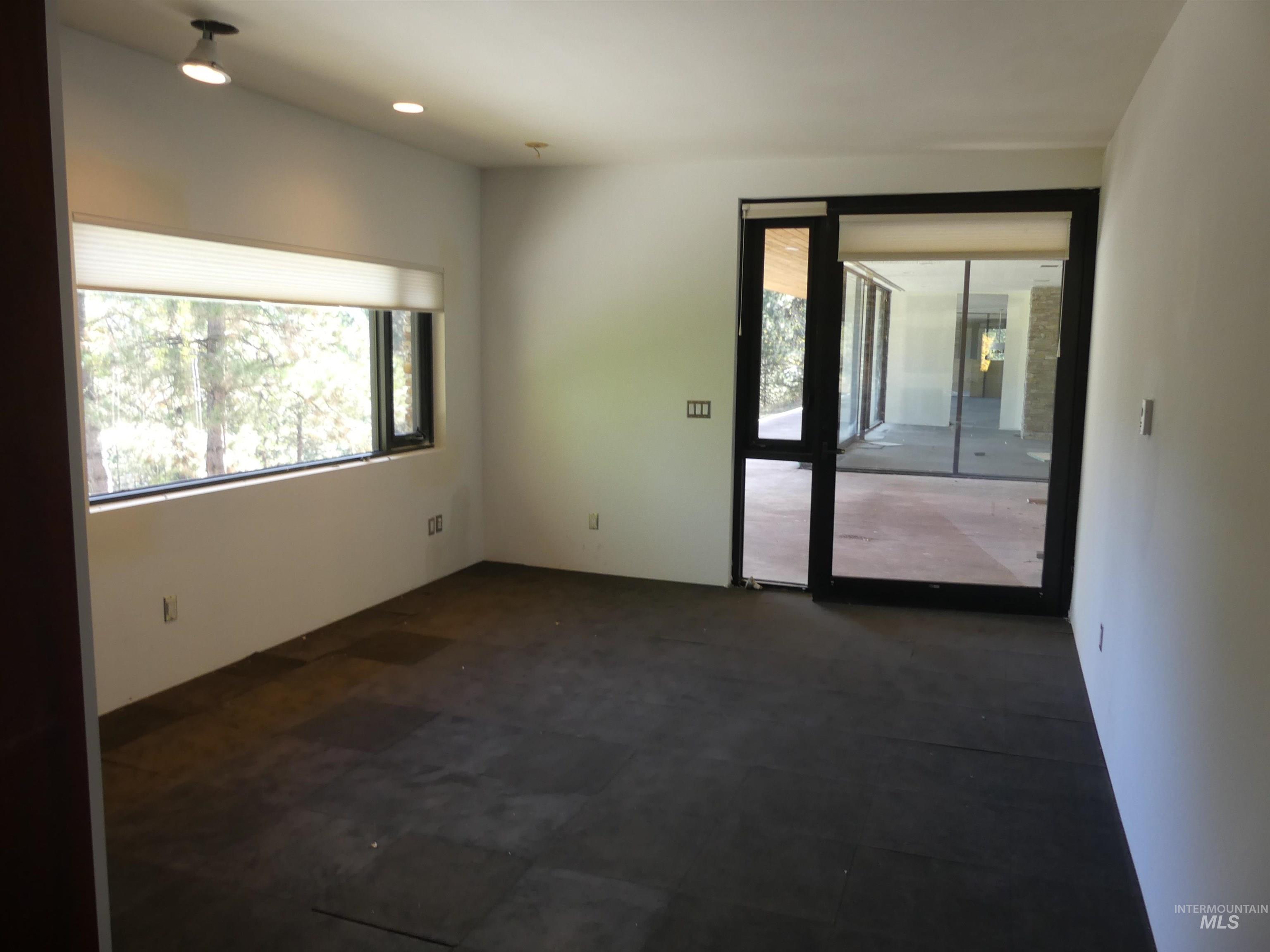 3893 Hogan Road, New Meadows, Idaho 83654, 4 Bedrooms, 4 Bathrooms, Residential For Sale, Price $759,000, 98964584