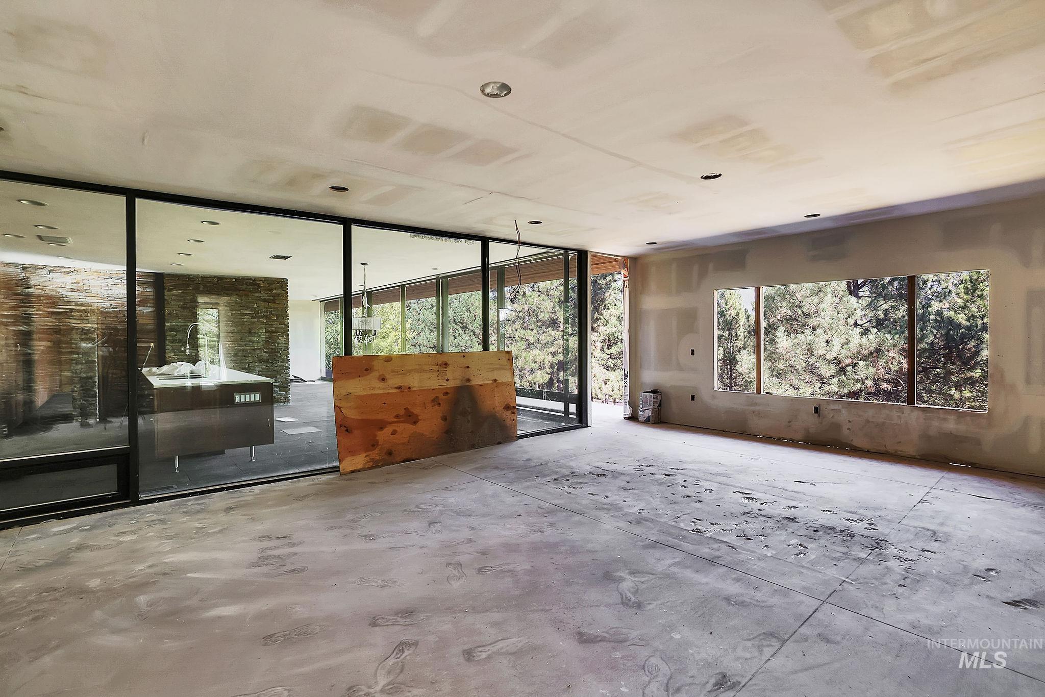 3893 Hogan Road, New Meadows, Idaho 83654, 4 Bedrooms, 4 Bathrooms, Residential For Sale, Price $759,000, 98964584