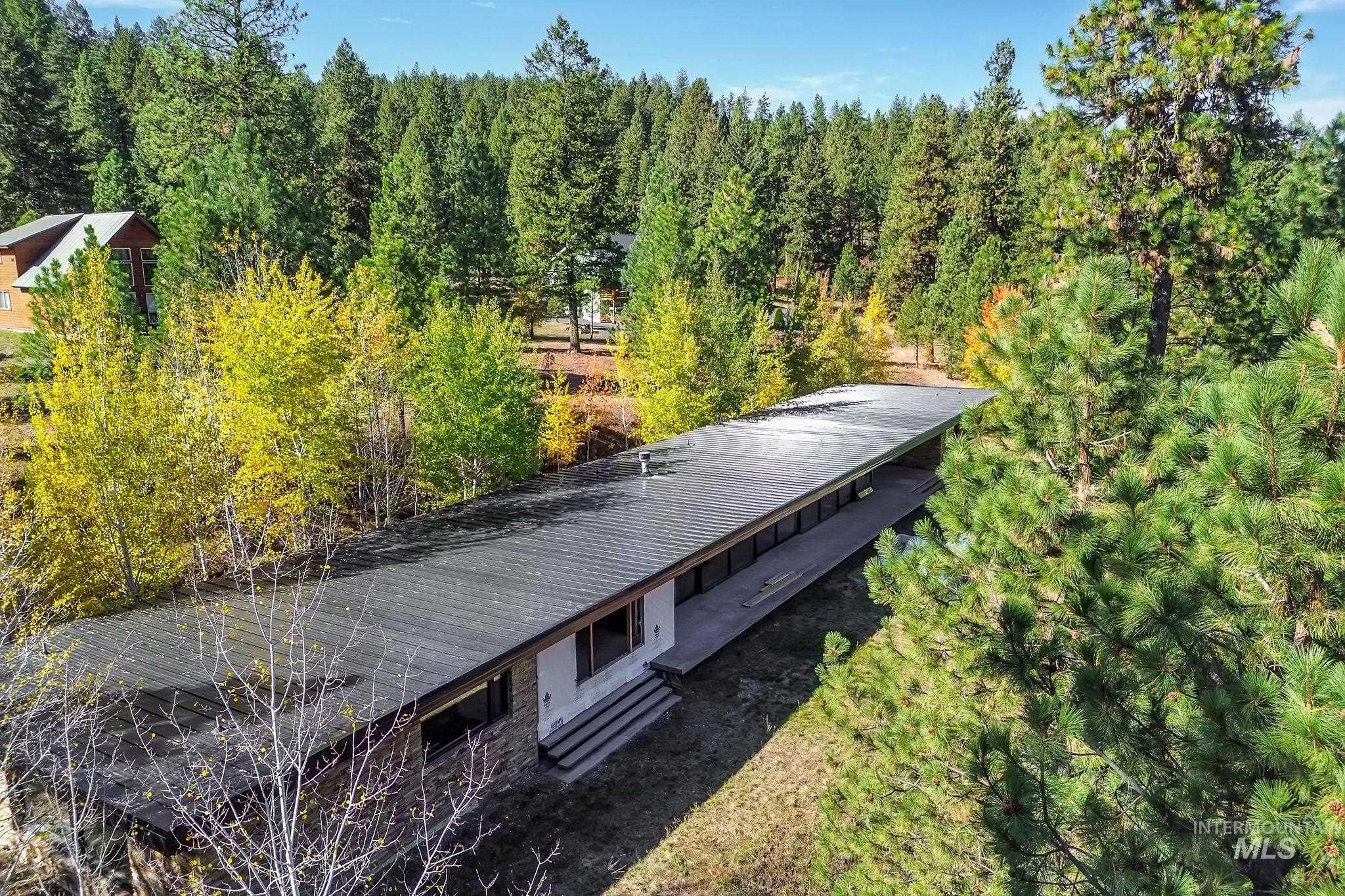 3893 Hogan Road, New Meadows, Idaho 83654, 4 Bedrooms, 4 Bathrooms, Residential For Sale, Price $759,000, 98964584
