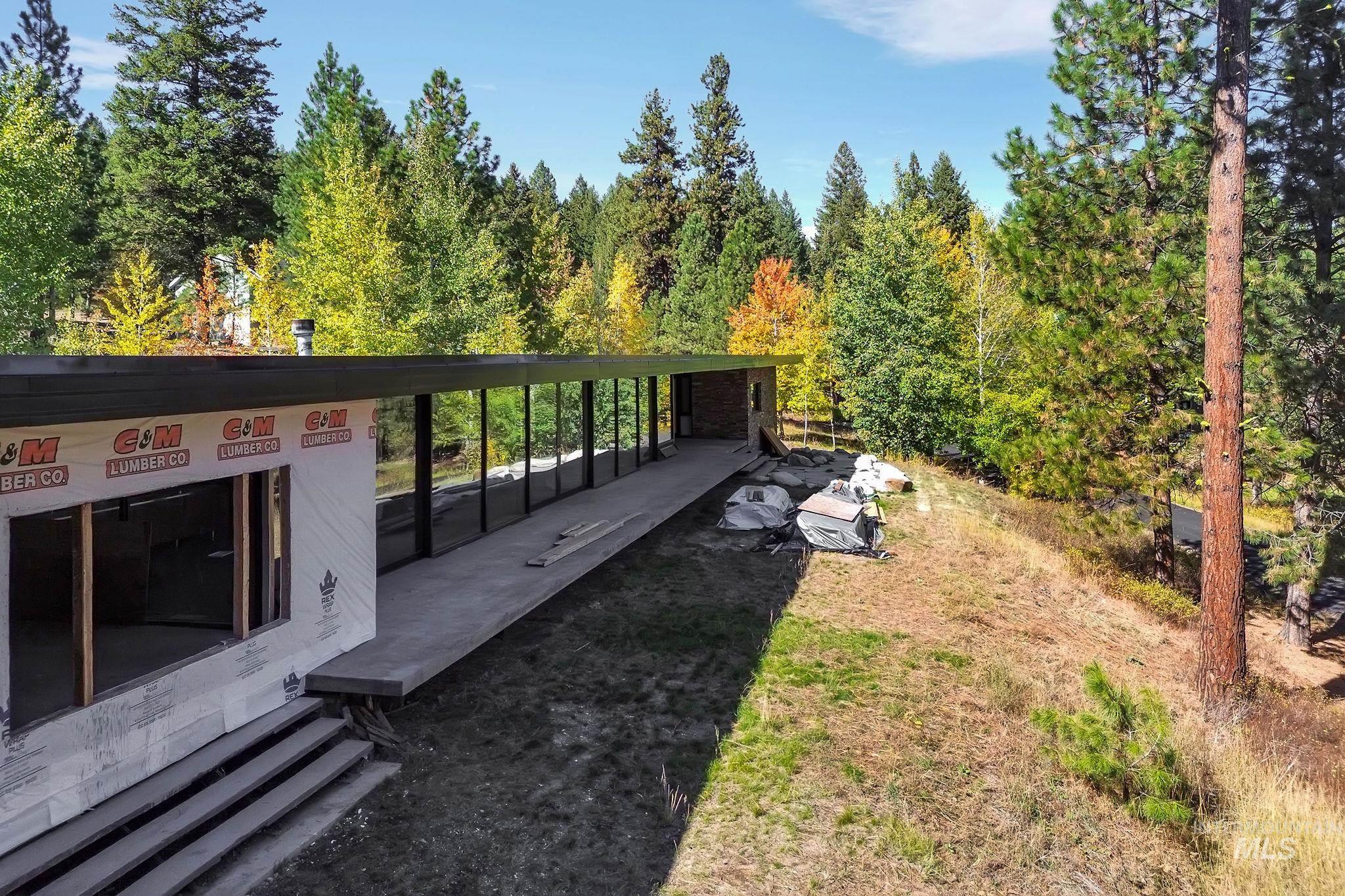 3893 Hogan Road, New Meadows, Idaho 83654, 4 Bedrooms, 4 Bathrooms, Residential For Sale, Price $759,000, 98964584