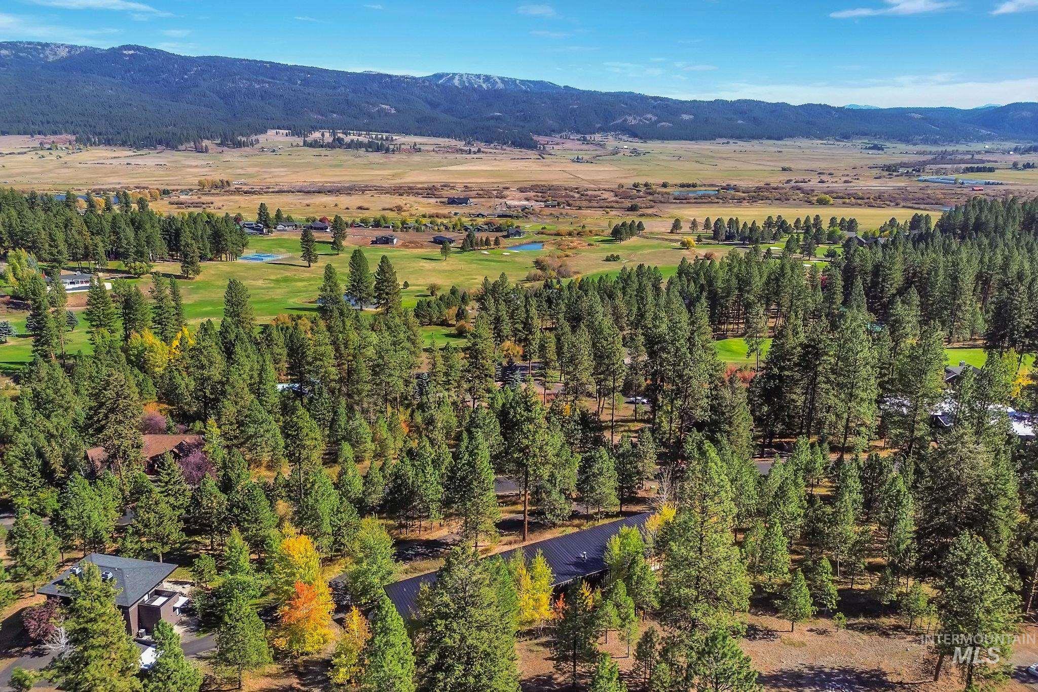 3893 Hogan Road, New Meadows, Idaho 83654, 4 Bedrooms, 4 Bathrooms, Residential For Sale, Price $759,000, 98964584