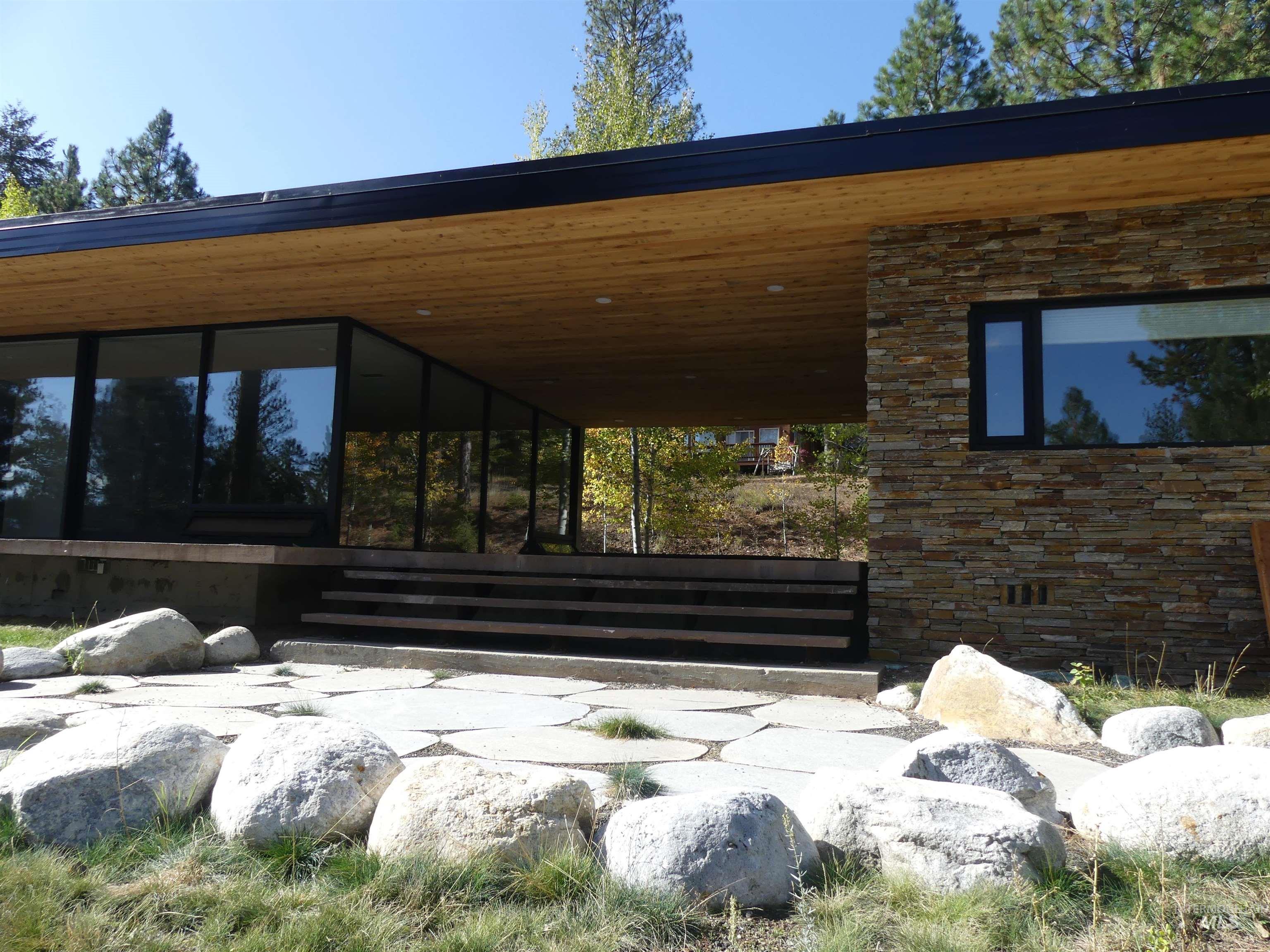 3893 Hogan Road, New Meadows, Idaho 83654, 4 Bedrooms, 4 Bathrooms, Residential For Sale, Price $759,000, 98964584