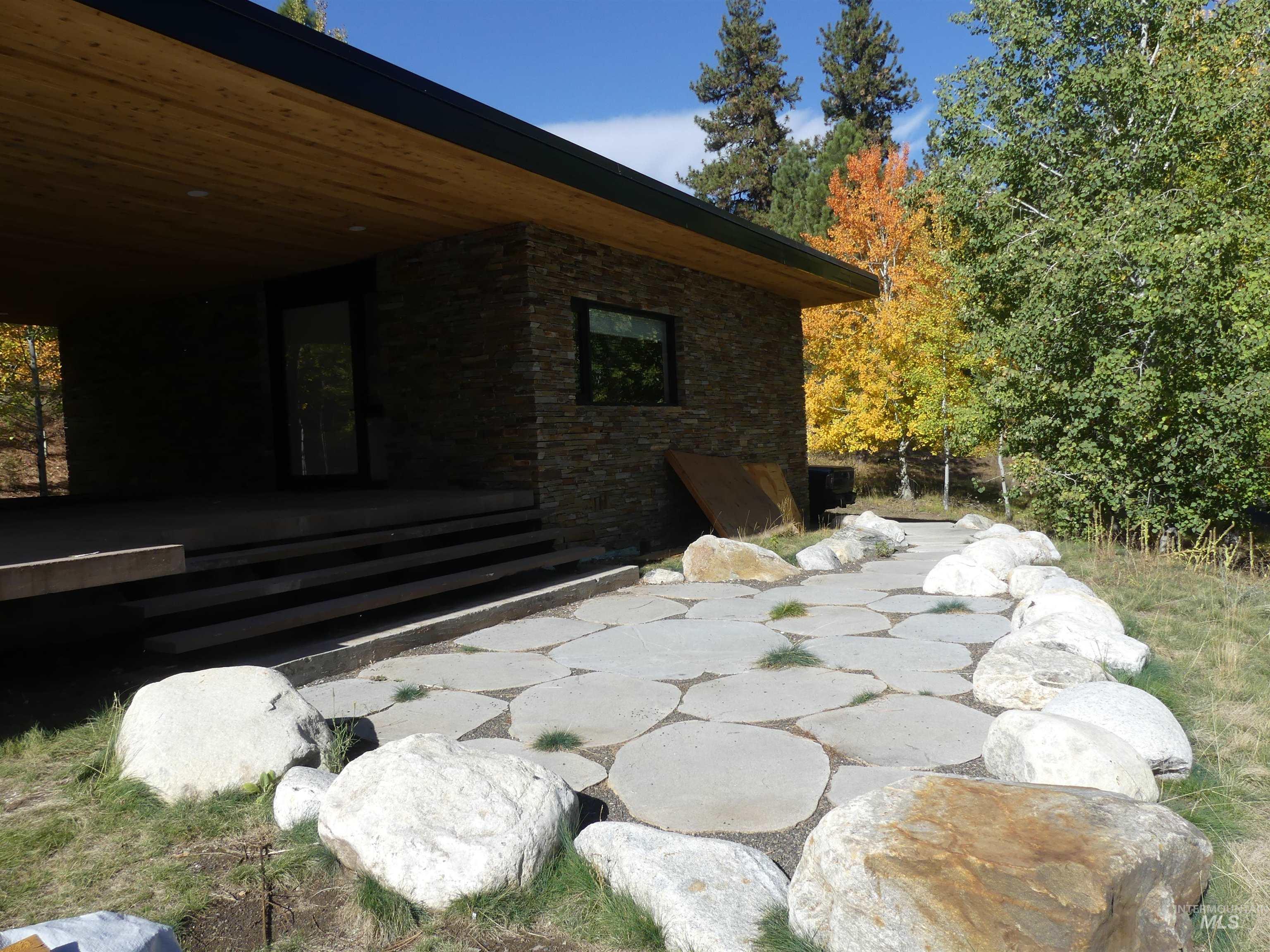 3893 Hogan Road, New Meadows, Idaho 83654, 4 Bedrooms, 4 Bathrooms, Residential For Sale, Price $759,000, 98964584