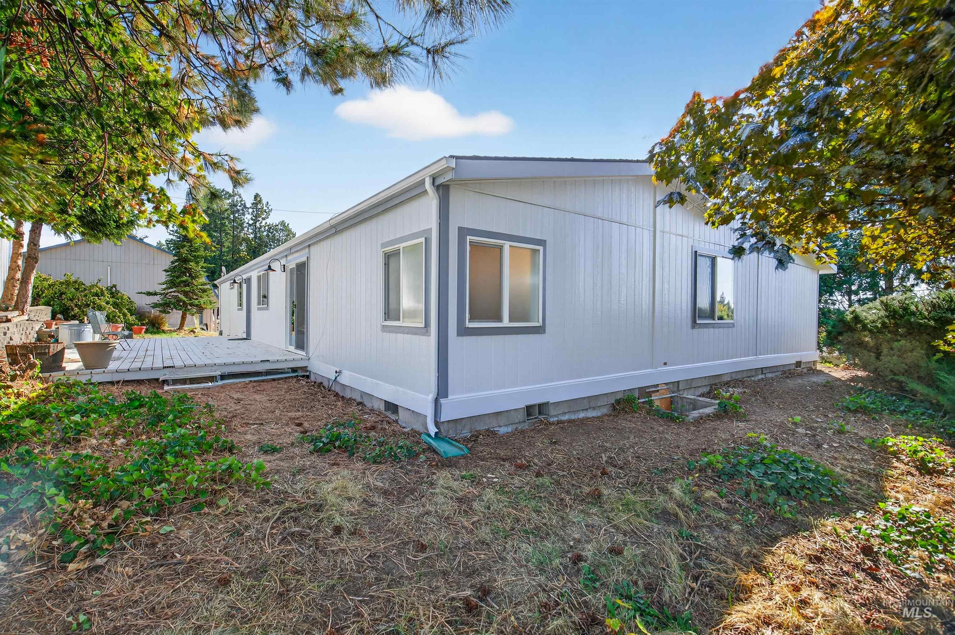 128 E Persimmon St, Genesee, Idaho 83832, 3 Bedrooms, 2 Bathrooms, Residential For Sale, Price $419,000, 98964585