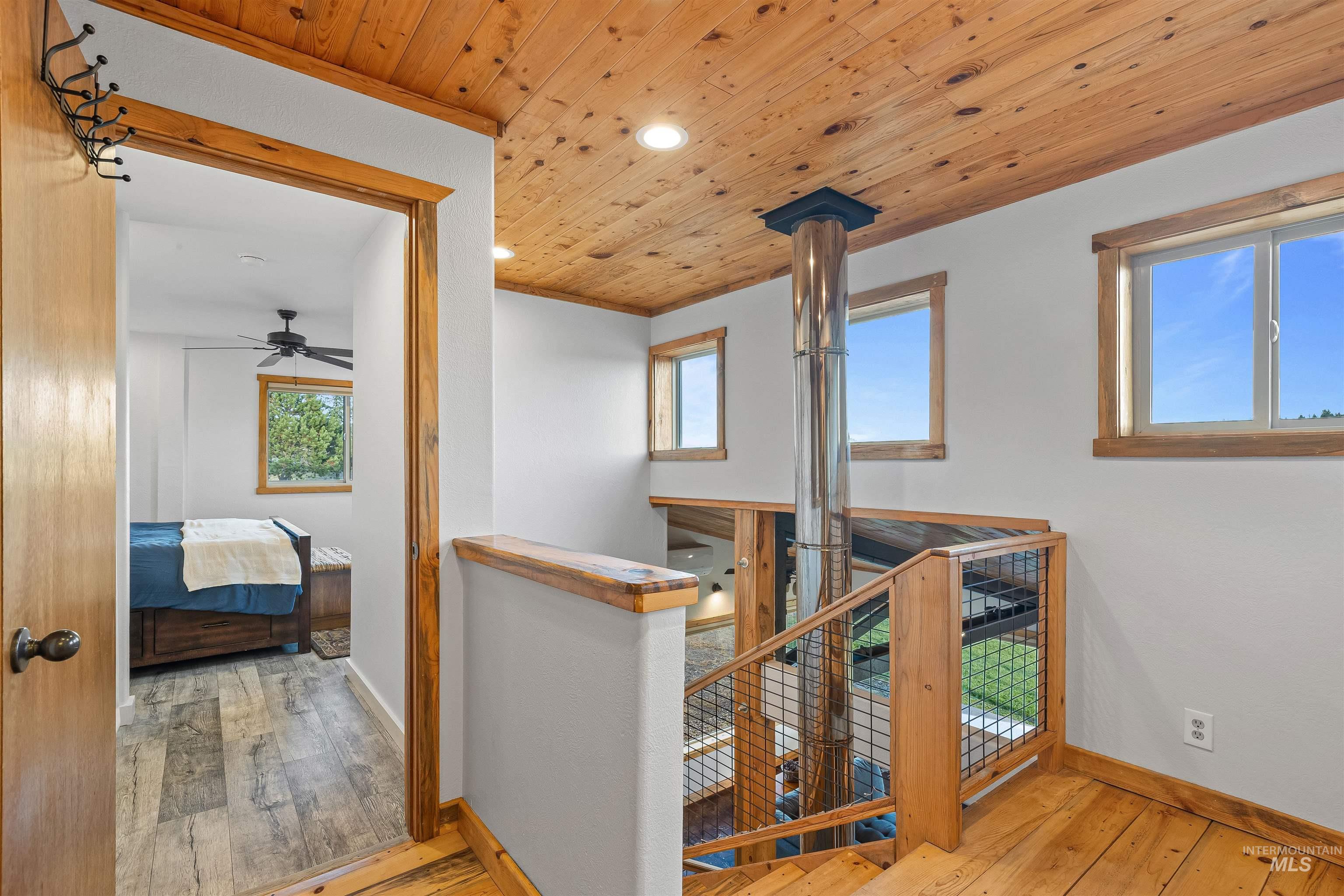 1028 Gold Hill Rd, Princeton, Idaho 83857, 3 Bedrooms, 2 Bathrooms, Residential For Sale, Price $678,000, 98964590