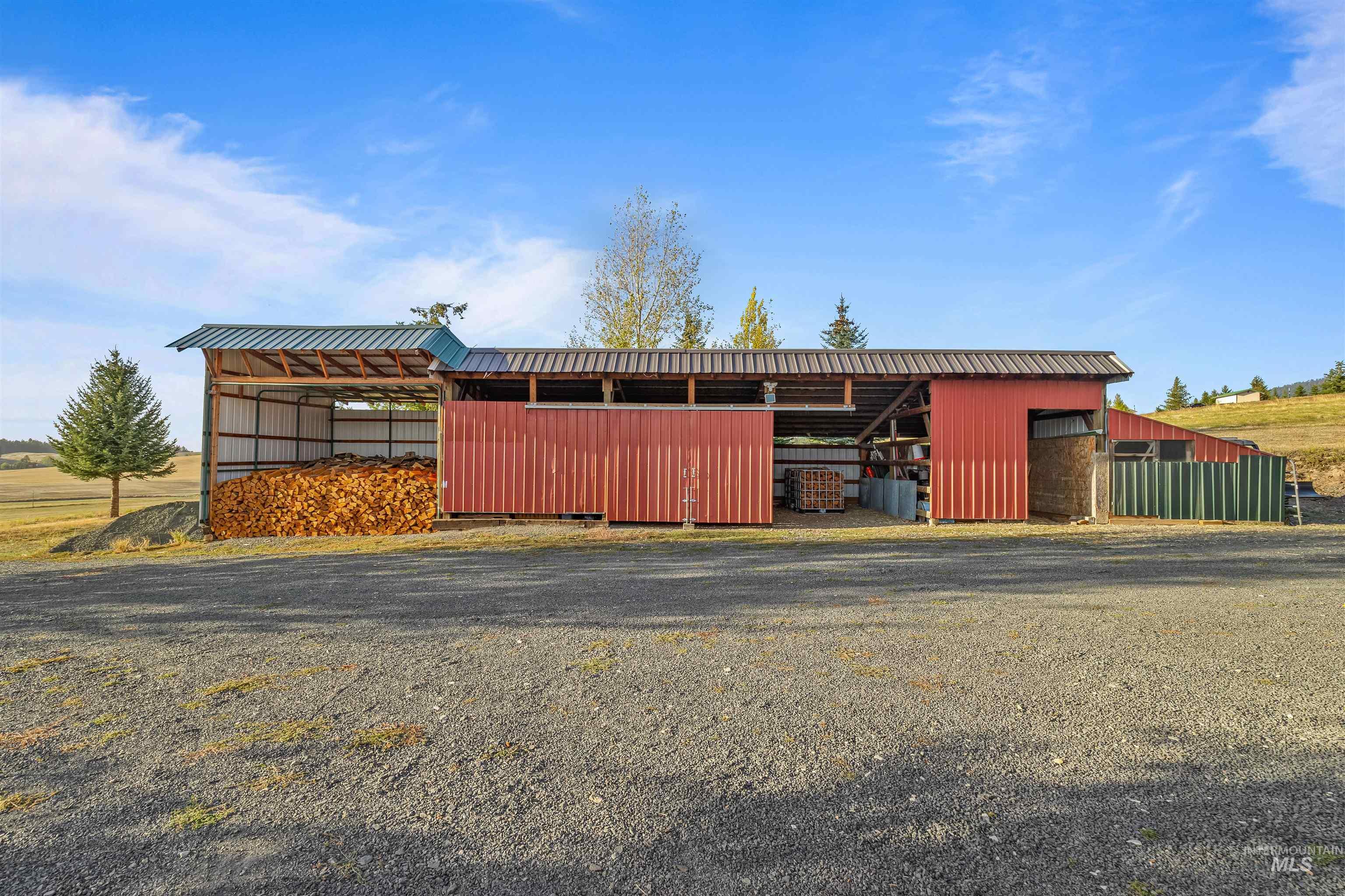 1028 Gold Hill Rd, Princeton, Idaho 83857, 3 Bedrooms, 2 Bathrooms, Residential For Sale, Price $678,000, 98964590