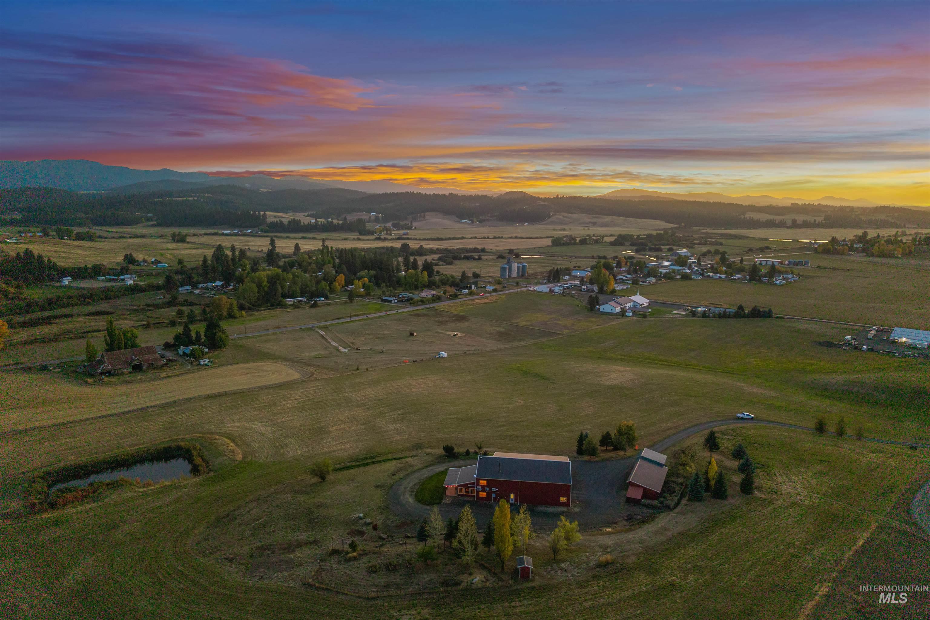 1028 Gold Hill Rd, Princeton, Idaho 83857, 3 Bedrooms, 2 Bathrooms, Residential For Sale, Price $678,000, 98964590