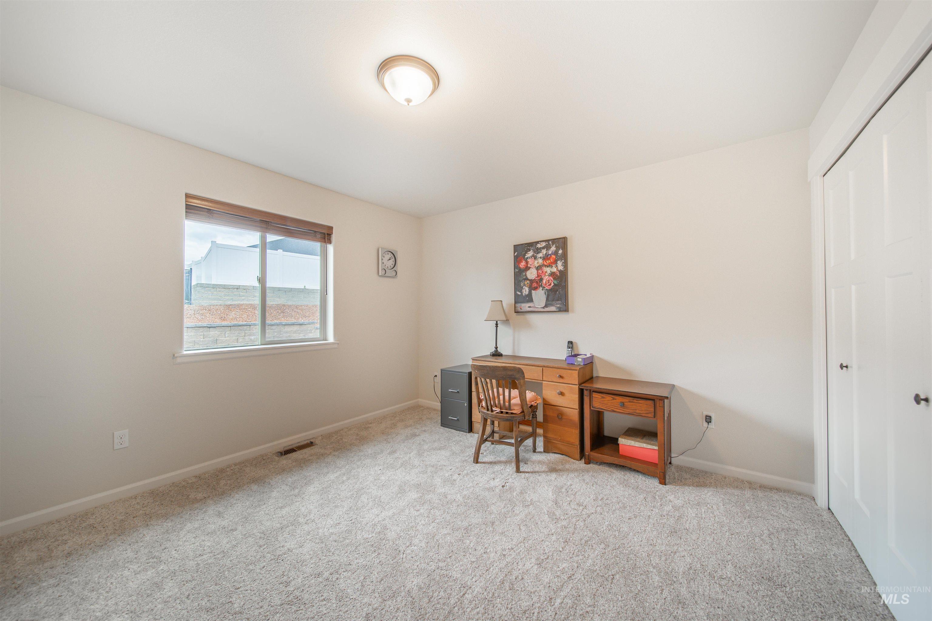 1727 Canyon Crest Way, Lewiston, Idaho 83501, 3 Bedrooms, 2 Bathrooms, Residential For Sale, Price $525,000, 98964597