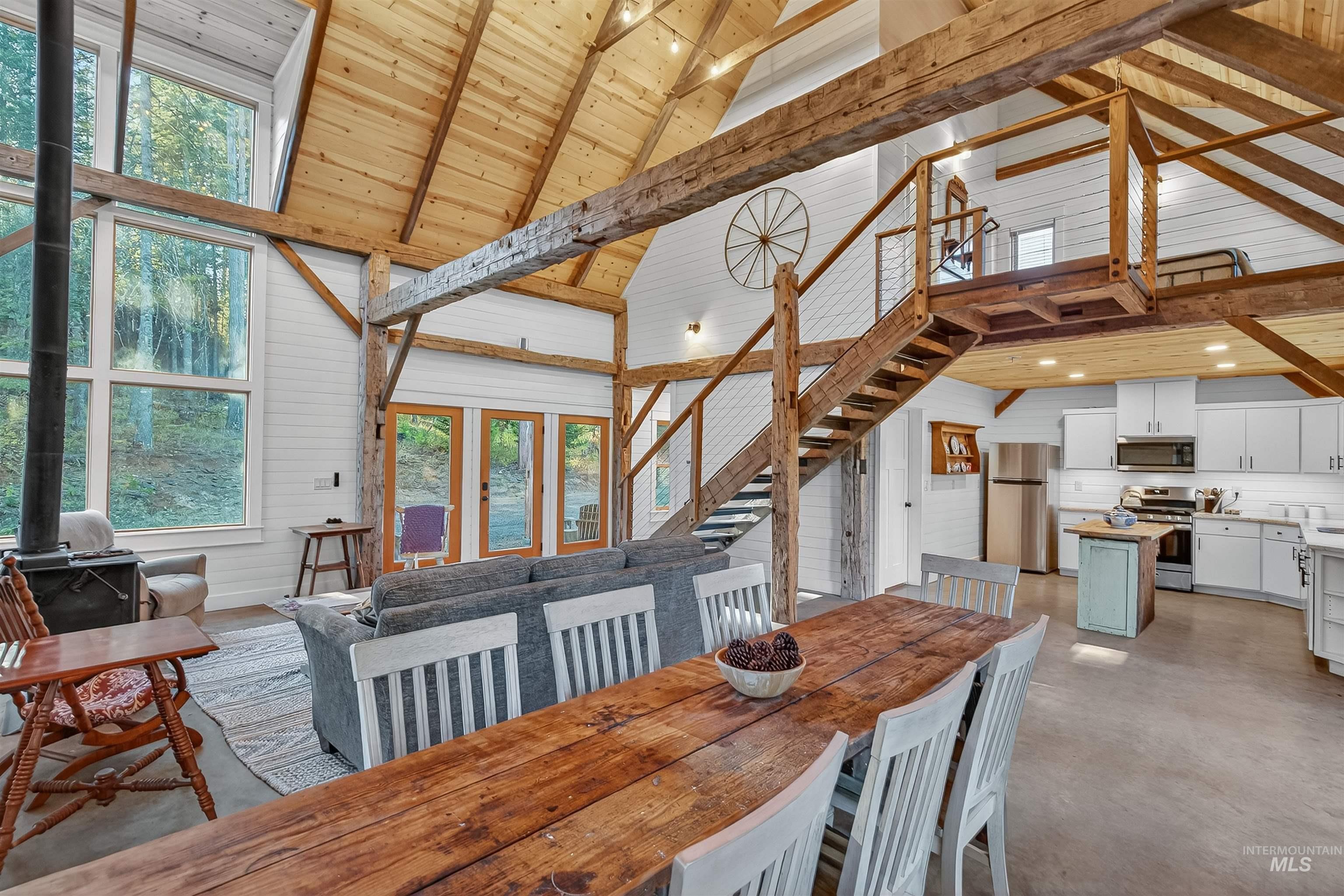 1005/1009 Williams Ln, Deary, Idaho 83823, 2 Bedrooms, 2 Bathrooms, Residential For Sale, Price $980,000, 98964598