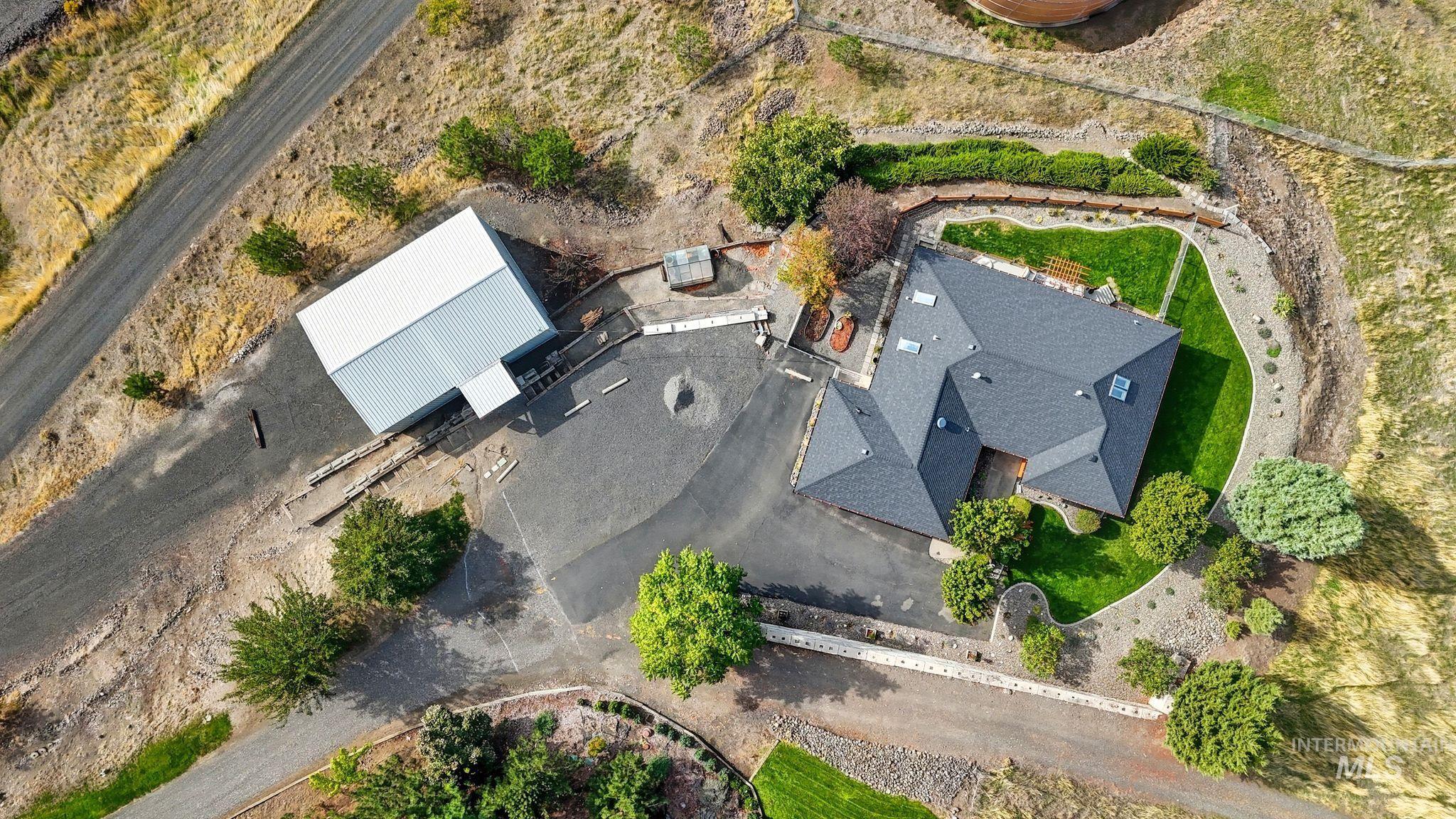 Aerial view of property and surrounding area