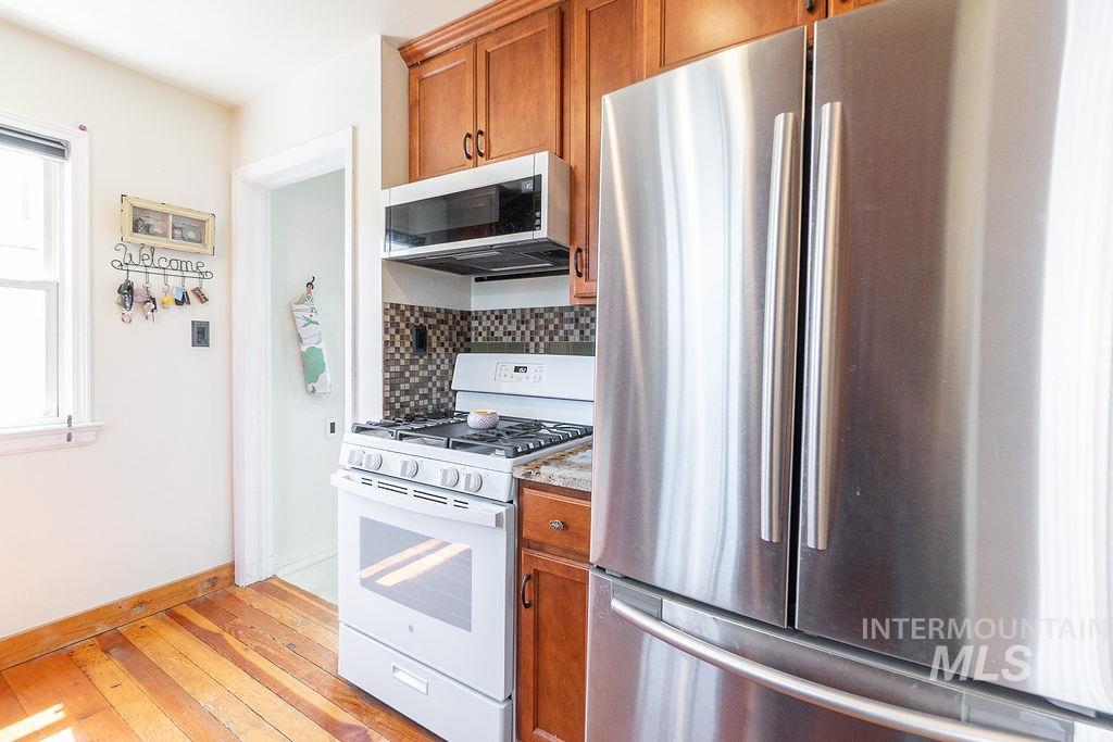 702 S Opal St, Boise, Idaho 83705, 3 Bedrooms, 2 Bathrooms, Residential For Sale, Price $549,888, 98964621