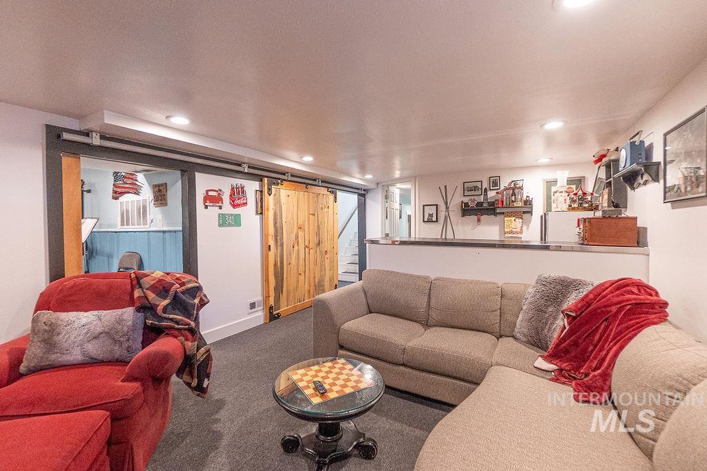 702 S Opal St, Boise, Idaho 83705, 3 Bedrooms, 2 Bathrooms, Residential For Sale, Price $549,888, 98964621