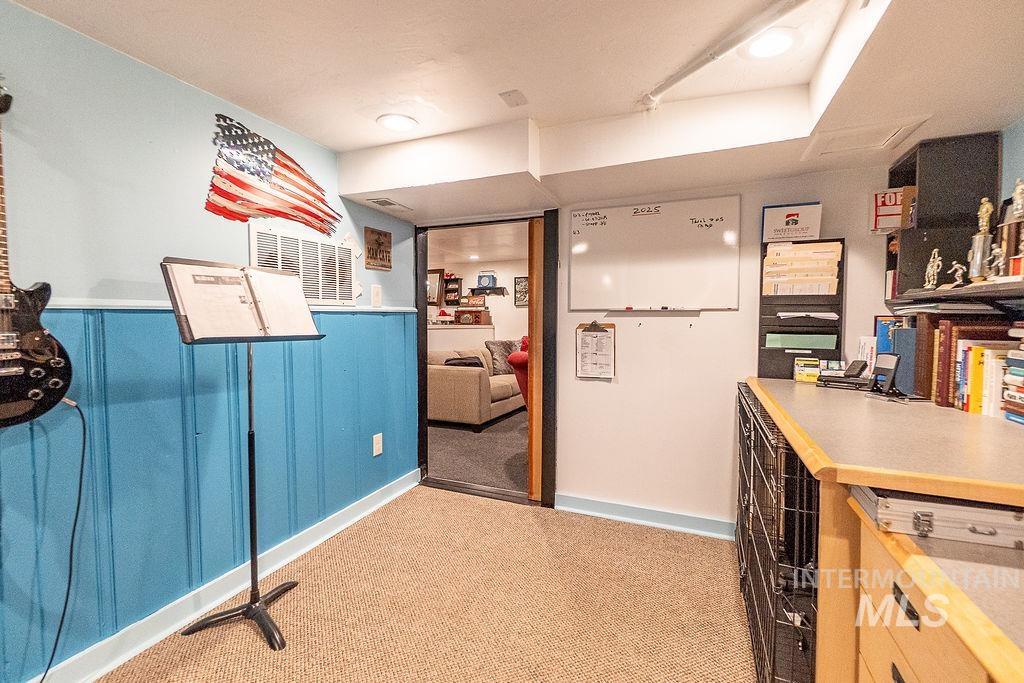 702 S Opal St, Boise, Idaho 83705, 3 Bedrooms, 2 Bathrooms, Residential For Sale, Price $549,888, 98964621