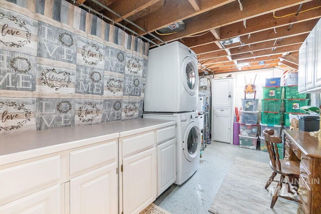 702 S Opal St, Boise, Idaho 83705, 3 Bedrooms, 2 Bathrooms, Residential For Sale, Price $549,888, 98964621
