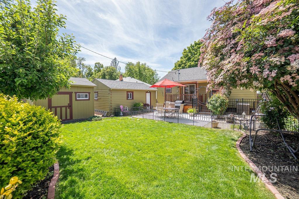 702 S Opal St, Boise, Idaho 83705, 3 Bedrooms, 2 Bathrooms, Residential For Sale, Price $549,888, 98964621