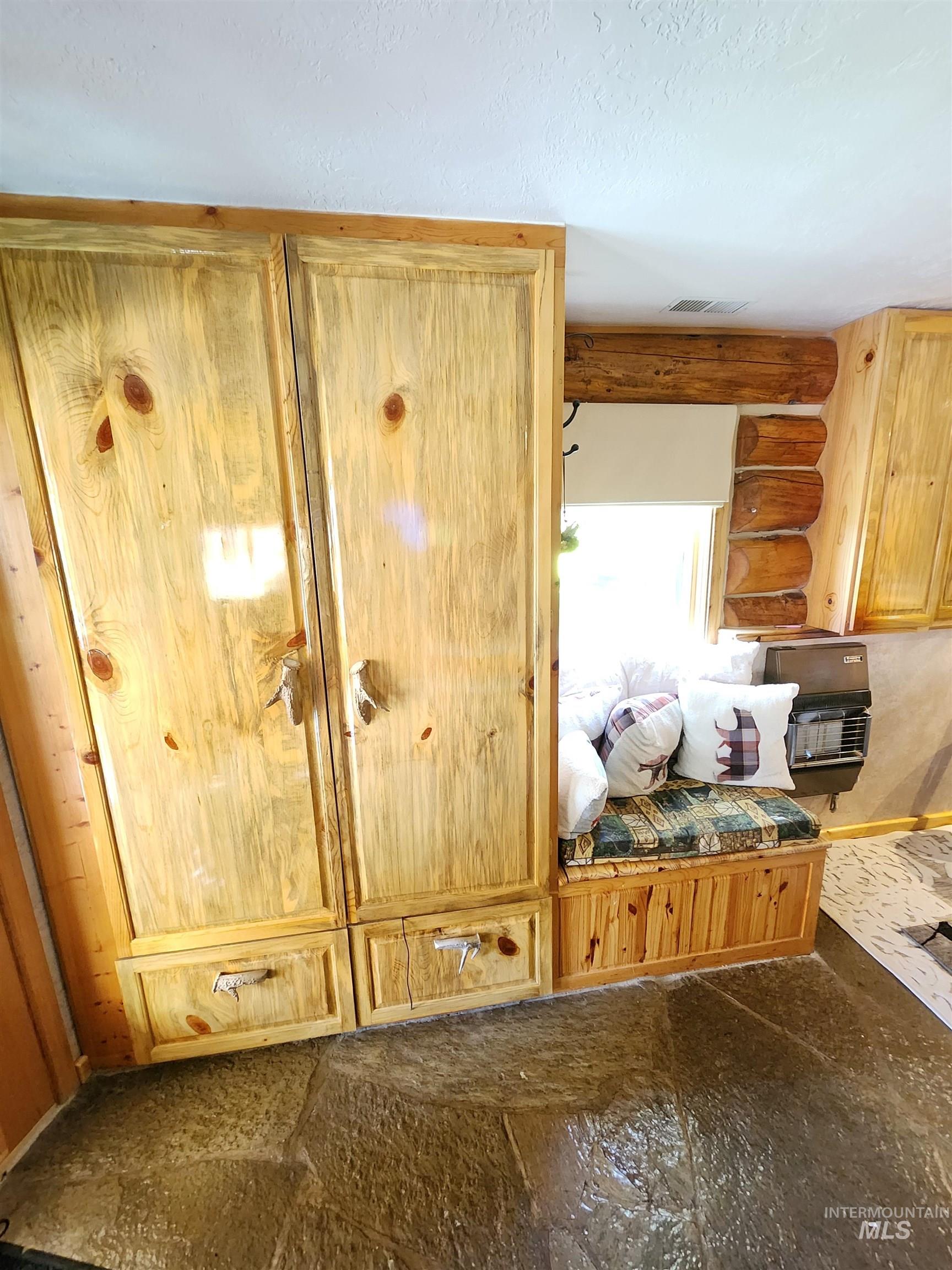 483 N Alpine Circle, Pine, Idaho 83647, 4 Bedrooms, 3 Bathrooms, Residential For Sale, Price $1,500,000, 98964626