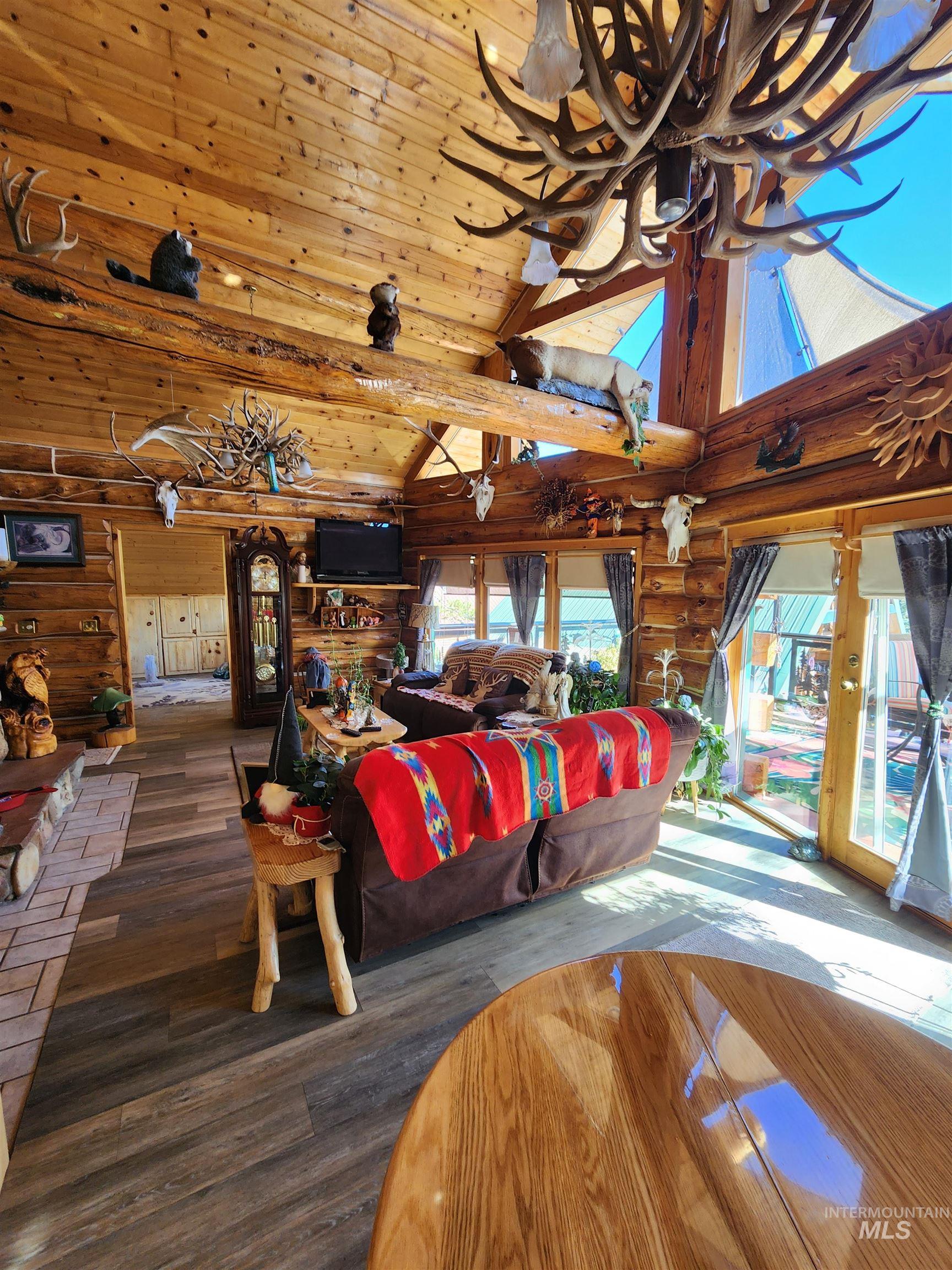 483 N Alpine Circle, Pine, Idaho 83647, 4 Bedrooms, 3 Bathrooms, Residential For Sale, Price $1,500,000, 98964626