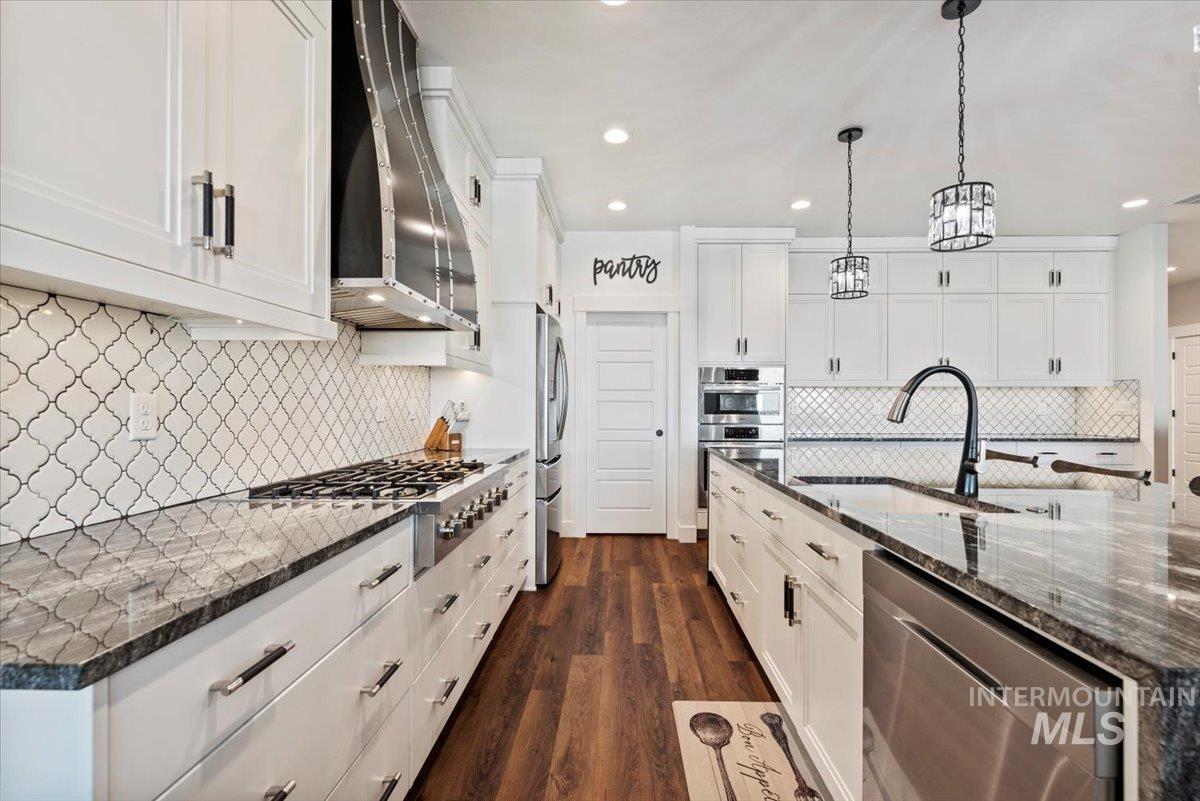16834 Long Meadow Dr, Caldwell, Idaho 83607, 4 Bedrooms, 3.5 Bathrooms, Residential For Sale, Price $1,225,000, 98964627