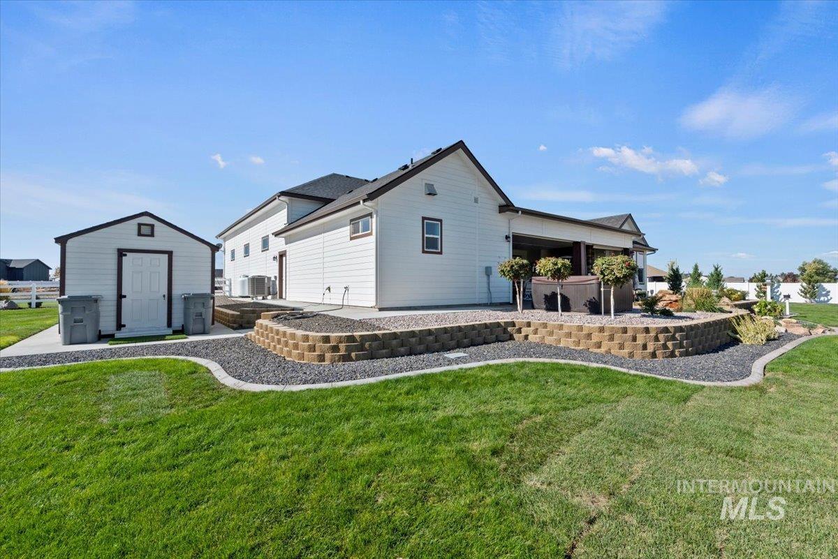16834 Long Meadow Dr, Caldwell, Idaho 83607, 4 Bedrooms, 3.5 Bathrooms, Residential For Sale, Price $1,225,000, 98964627