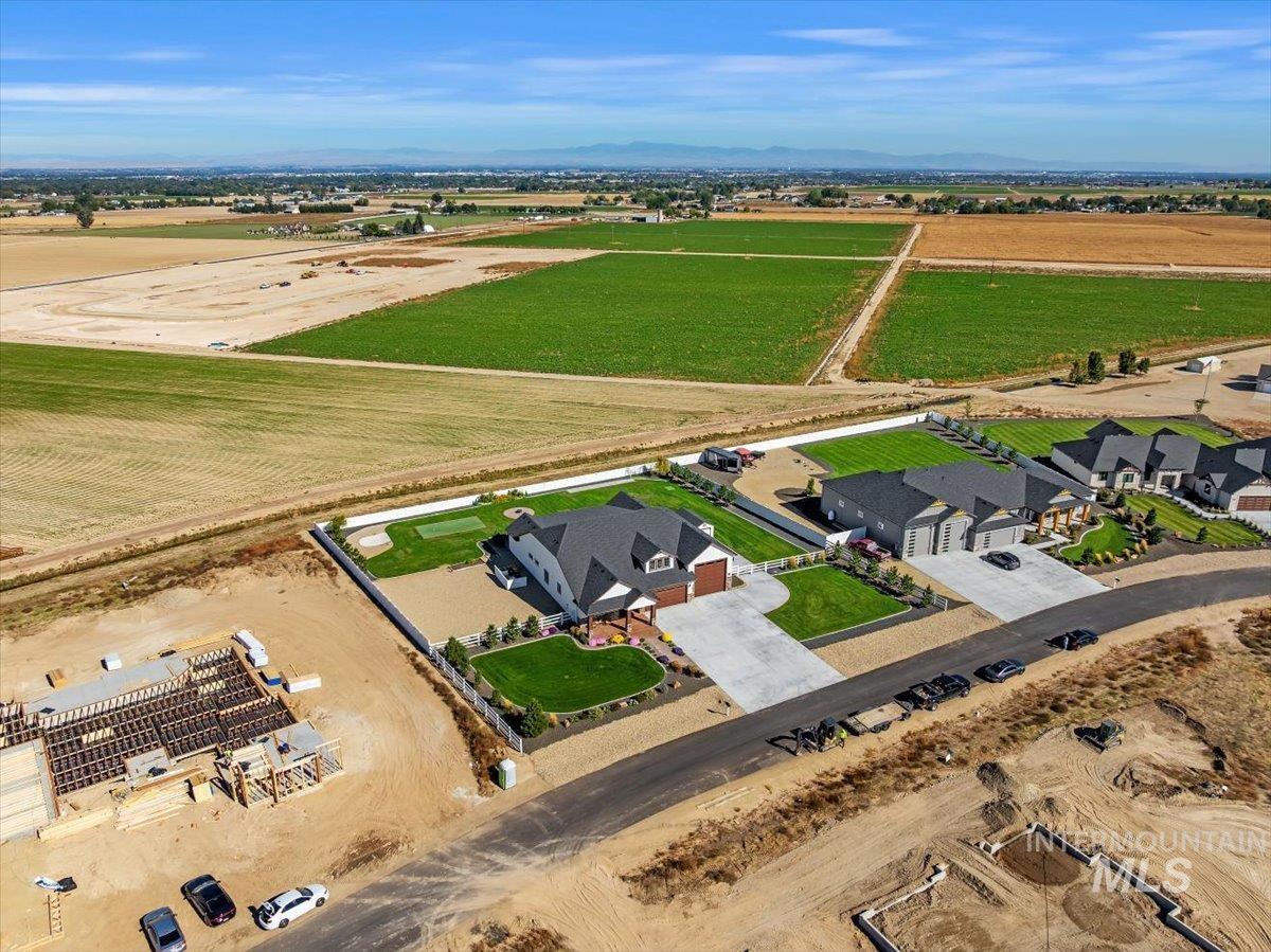 16834 Long Meadow Dr, Caldwell, Idaho 83607, 4 Bedrooms, 3.5 Bathrooms, Residential For Sale, Price $1,225,000, 98964627