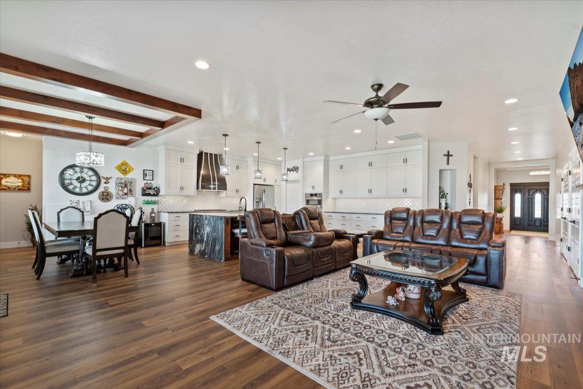 16834 Long Meadow Dr, Caldwell, Idaho 83607, 4 Bedrooms, 3.5 Bathrooms, Residential For Sale, Price $1,225,000, 98964627