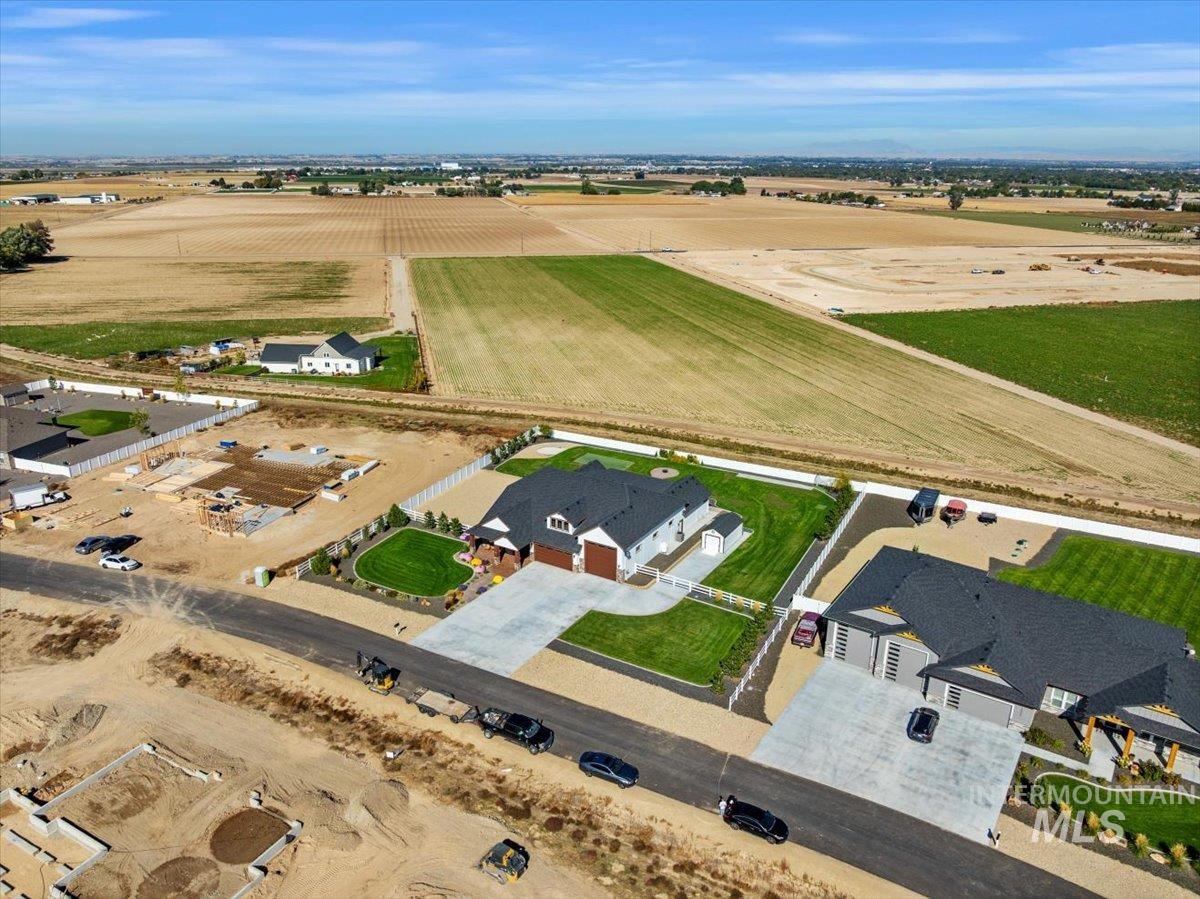 16834 Long Meadow Dr, Caldwell, Idaho 83607, 4 Bedrooms, 3.5 Bathrooms, Residential For Sale, Price $1,225,000, 98964627