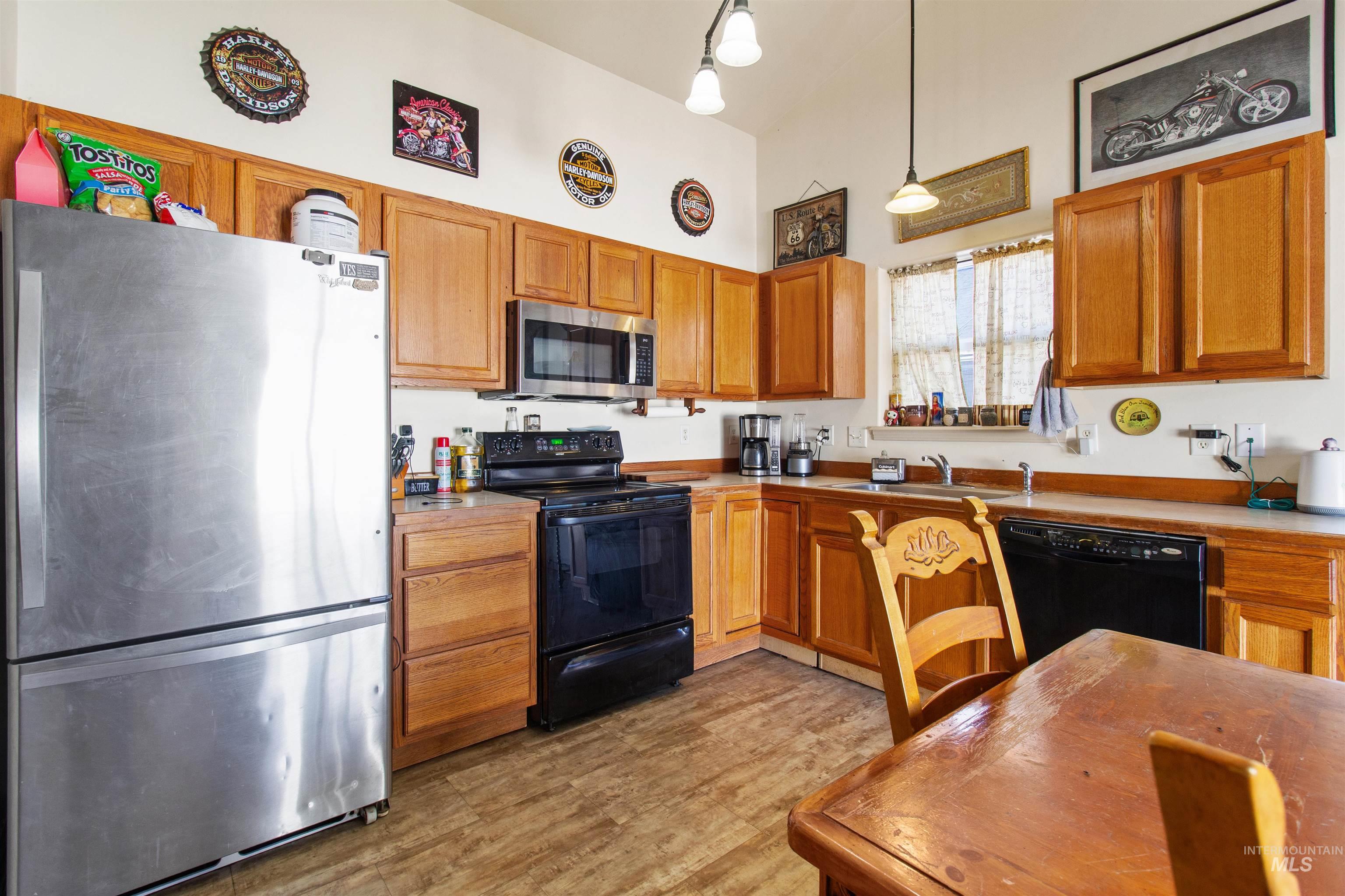 815 Fair St, Buhl, Idaho 83316, 4 Bedrooms, 2 Bathrooms, Residential For Sale, Price $315,000, 98964628