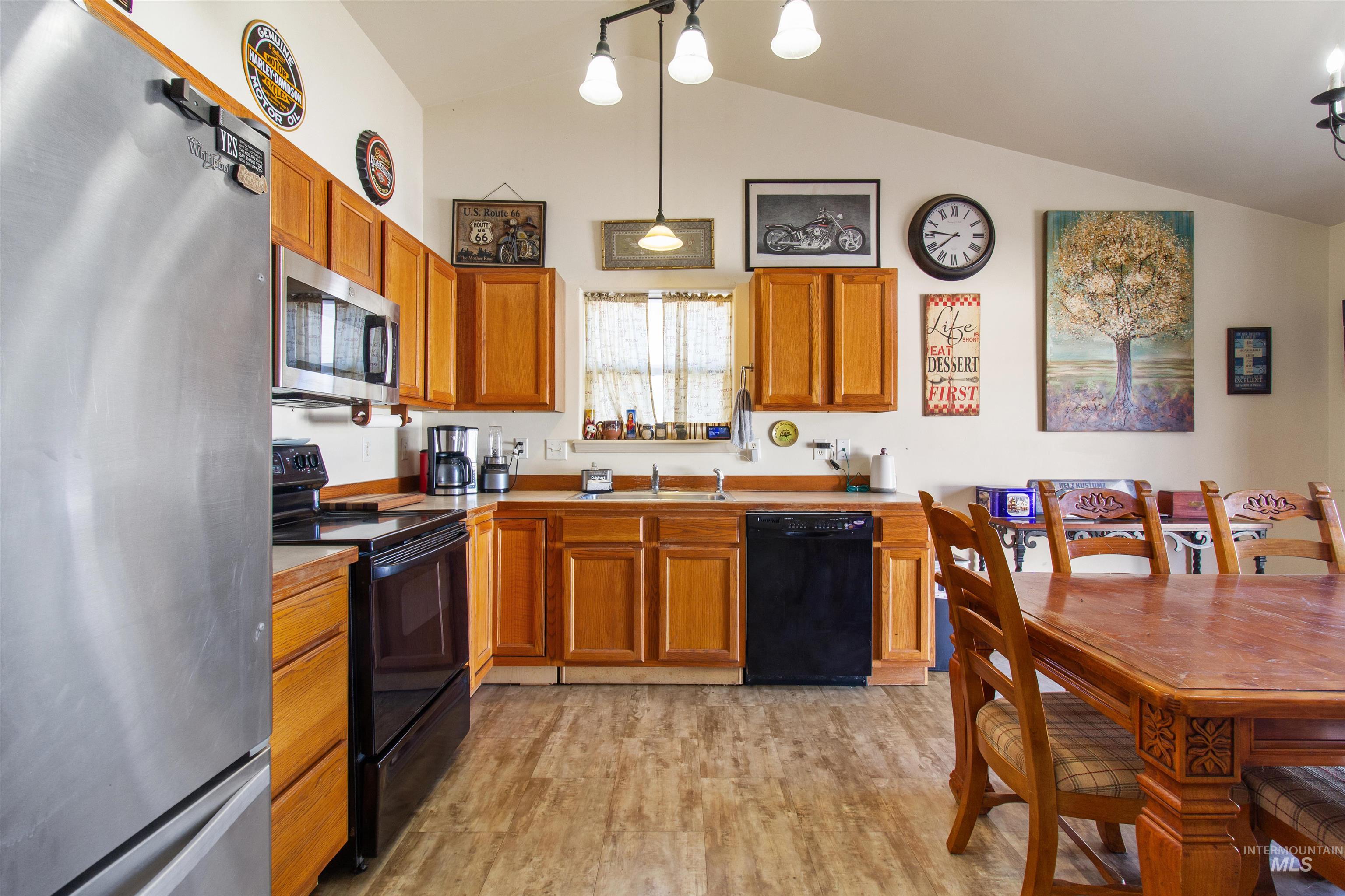 815 Fair St, Buhl, Idaho 83316, 4 Bedrooms, 2 Bathrooms, Residential For Sale, Price $315,000, 98964628