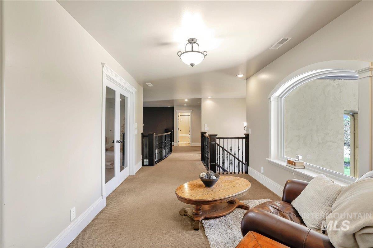 20 W 218 S, Burley, Idaho 83318-0000, 8 Bedrooms, 5 Bathrooms, Residential For Sale, Price $1,100,000, 98964633