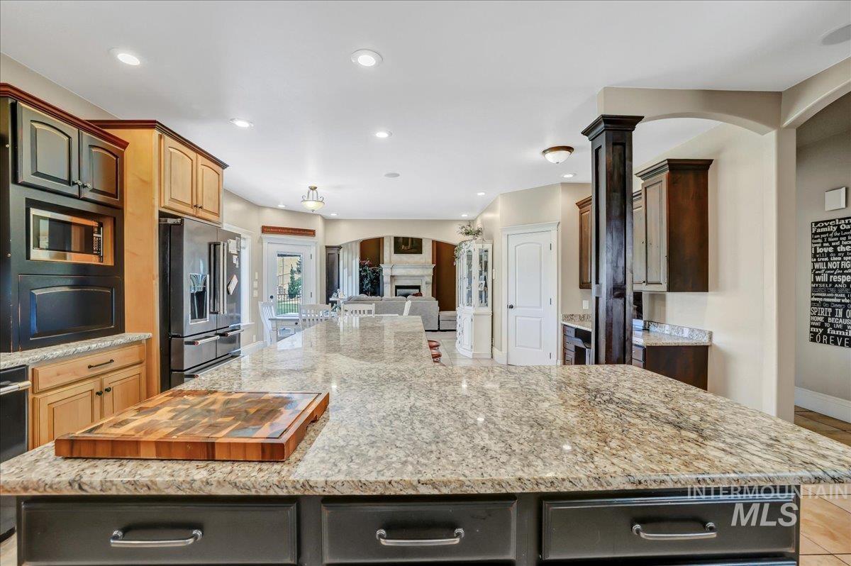 20 W 218 S, Burley, Idaho 83318-0000, 8 Bedrooms, 5 Bathrooms, Residential For Sale, Price $1,100,000, 98964633