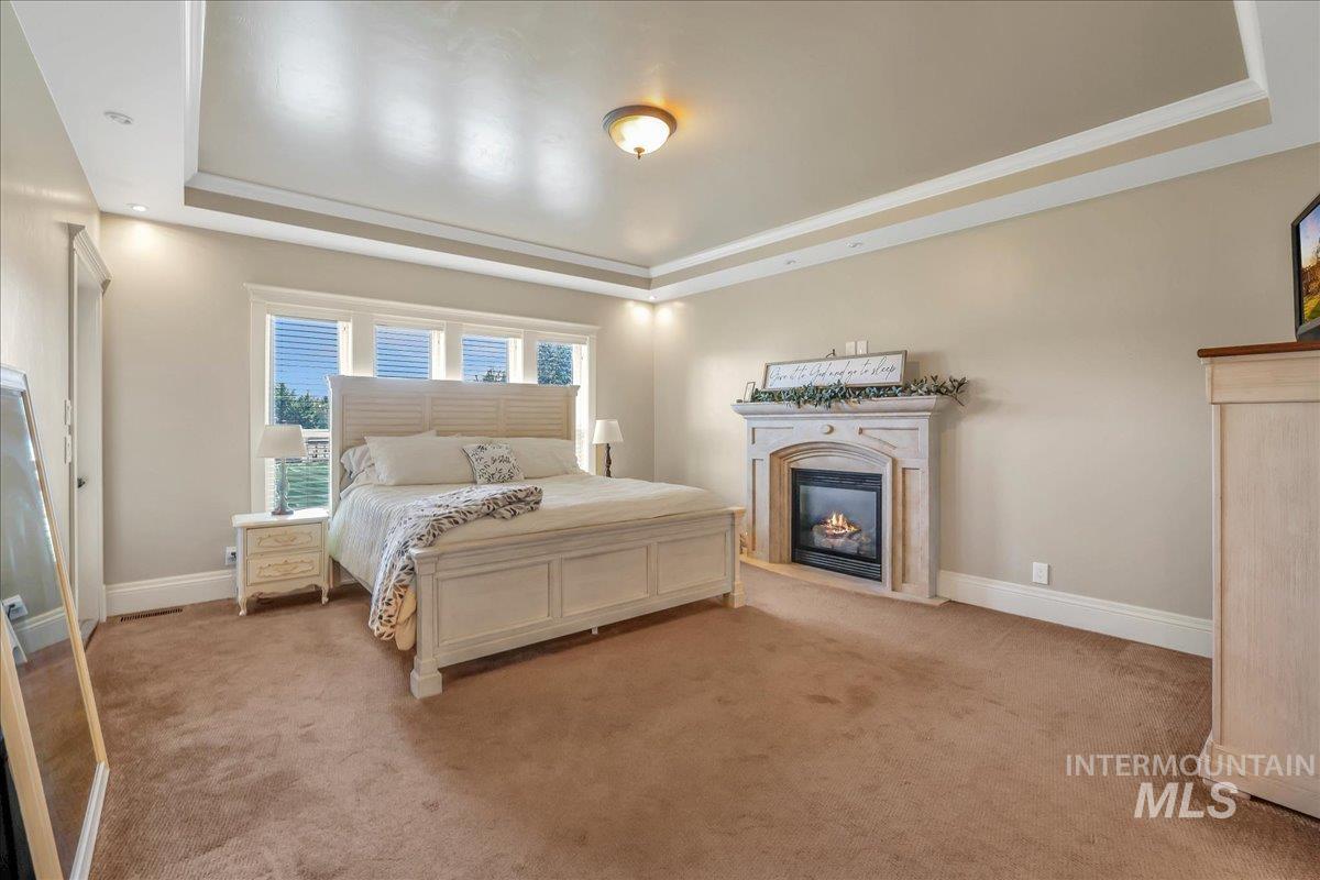 20 W 218 S, Burley, Idaho 83318-0000, 8 Bedrooms, 5 Bathrooms, Residential For Sale, Price $1,100,000, 98964633