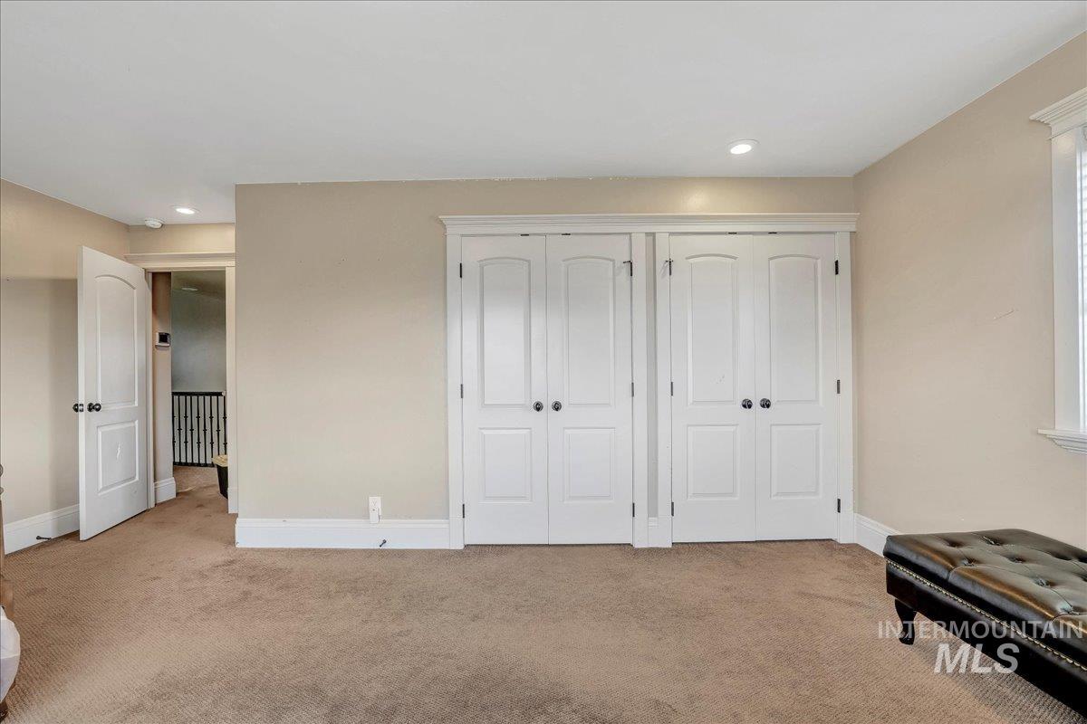 20 W 218 S, Burley, Idaho 83318-0000, 8 Bedrooms, 5 Bathrooms, Residential For Sale, Price $1,100,000, 98964633