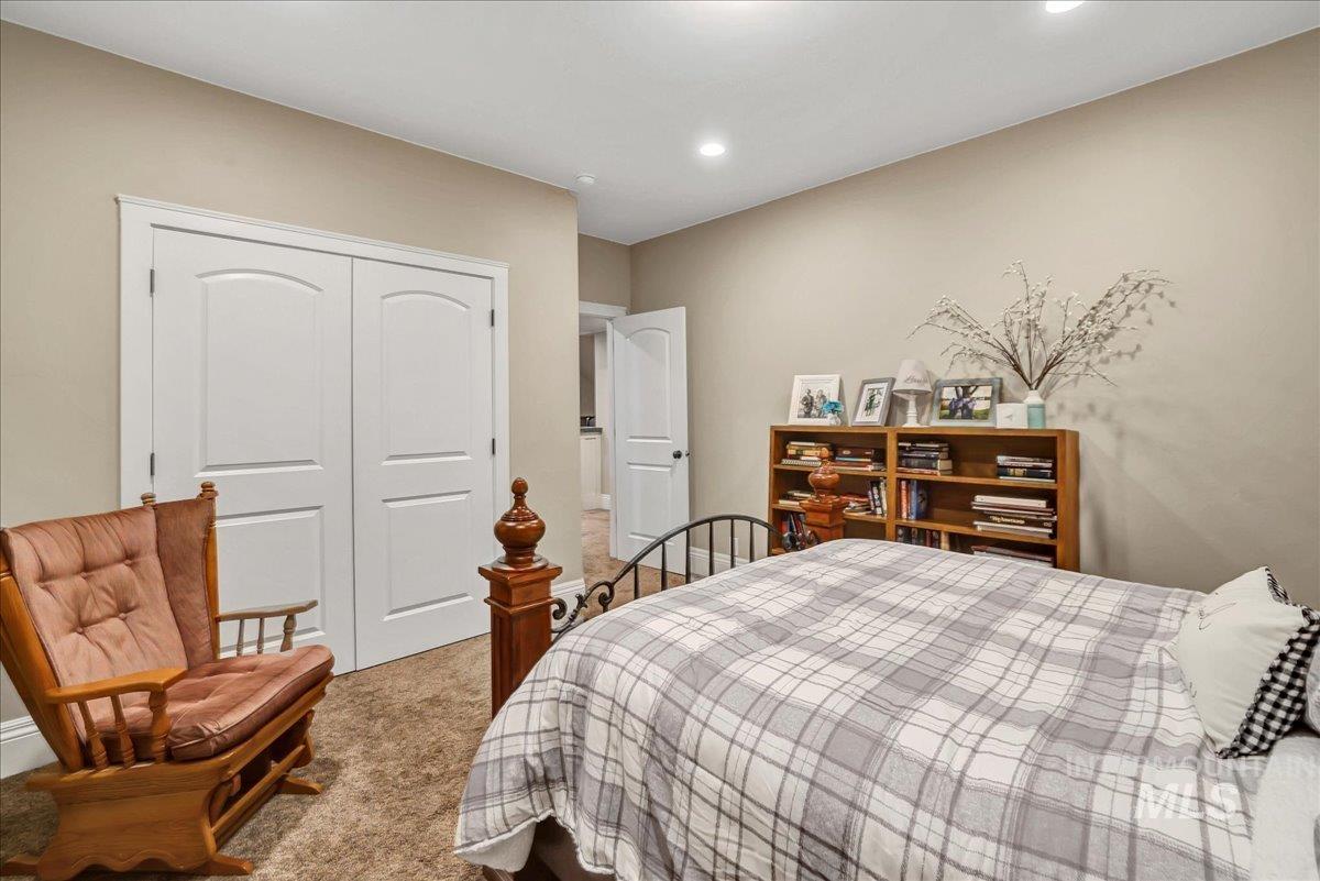 20 W 218 S, Burley, Idaho 83318-0000, 8 Bedrooms, 5 Bathrooms, Residential For Sale, Price $1,100,000, 98964633