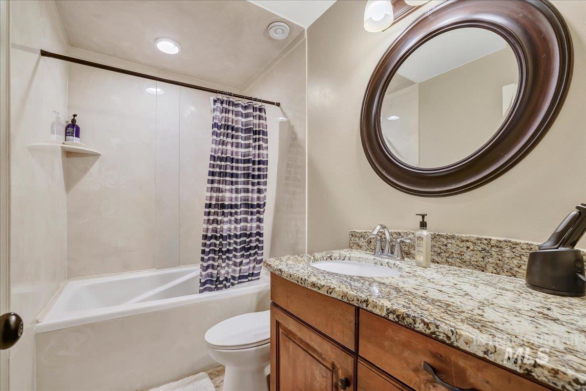 20 W 218 S, Burley, Idaho 83318-0000, 8 Bedrooms, 5 Bathrooms, Residential For Sale, Price $1,100,000, 98964633