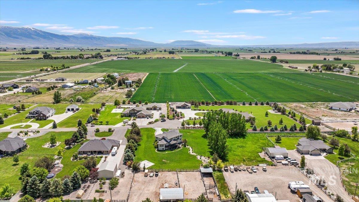 20 W 218 S, Burley, Idaho 83318-0000, 8 Bedrooms, 5 Bathrooms, Residential For Sale, Price $1,100,000, 98964633