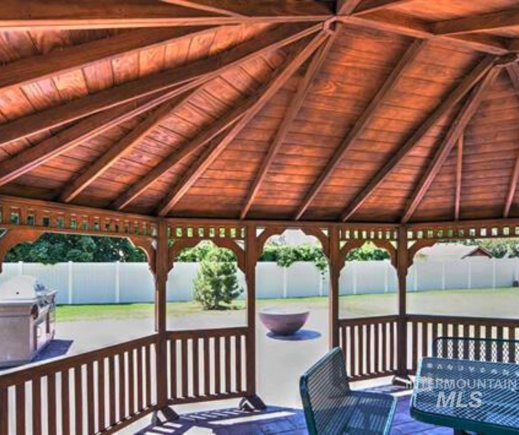 593 W Cedarburg Dr, Meridian, Idaho 83642-2599, 3 Bedrooms, 2.5 Bathrooms, Residential For Sale, Price $639,900, 98964645