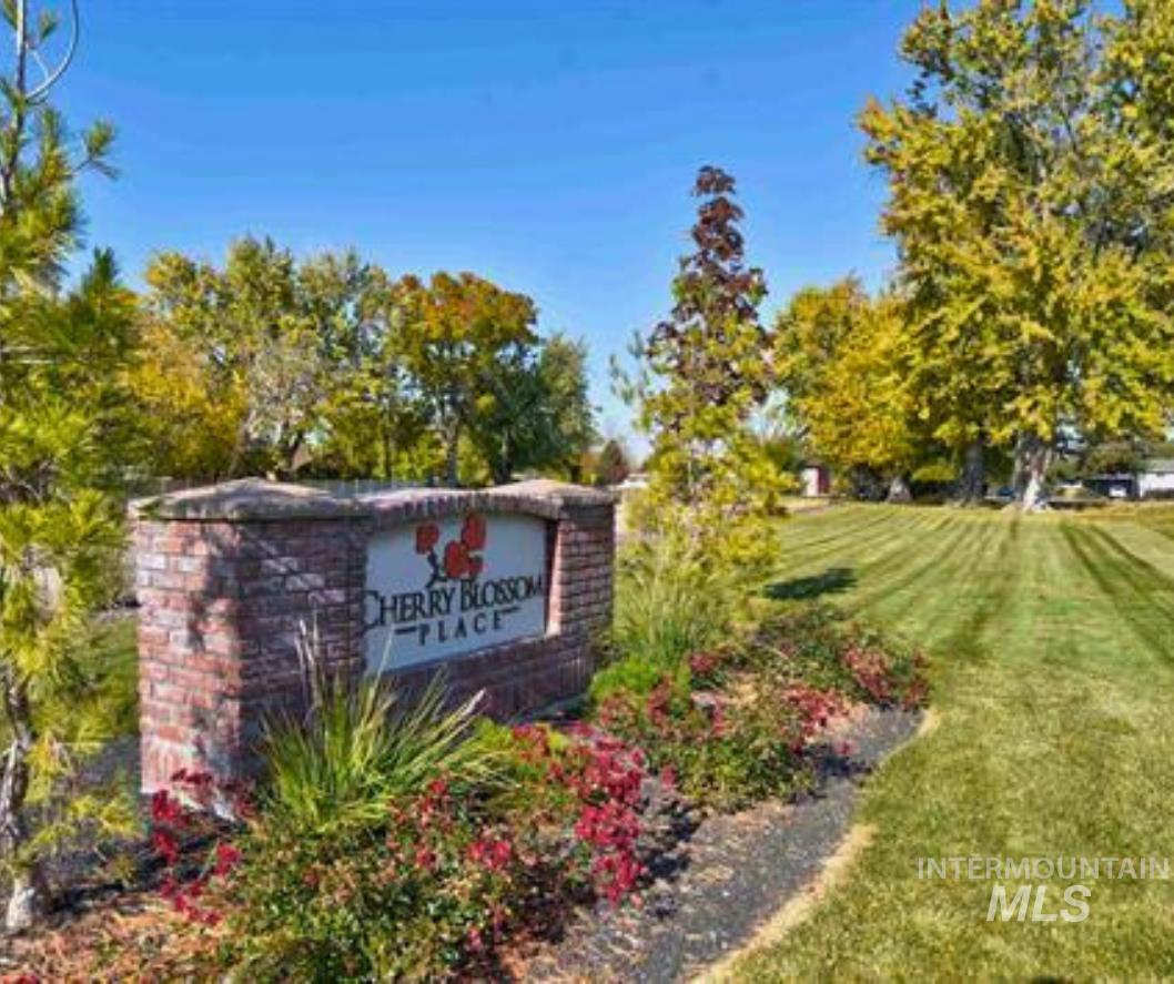 593 W Cedarburg Dr, Meridian, Idaho 83642-2599, 3 Bedrooms, 2.5 Bathrooms, Residential For Sale, Price $639,900, 98964645