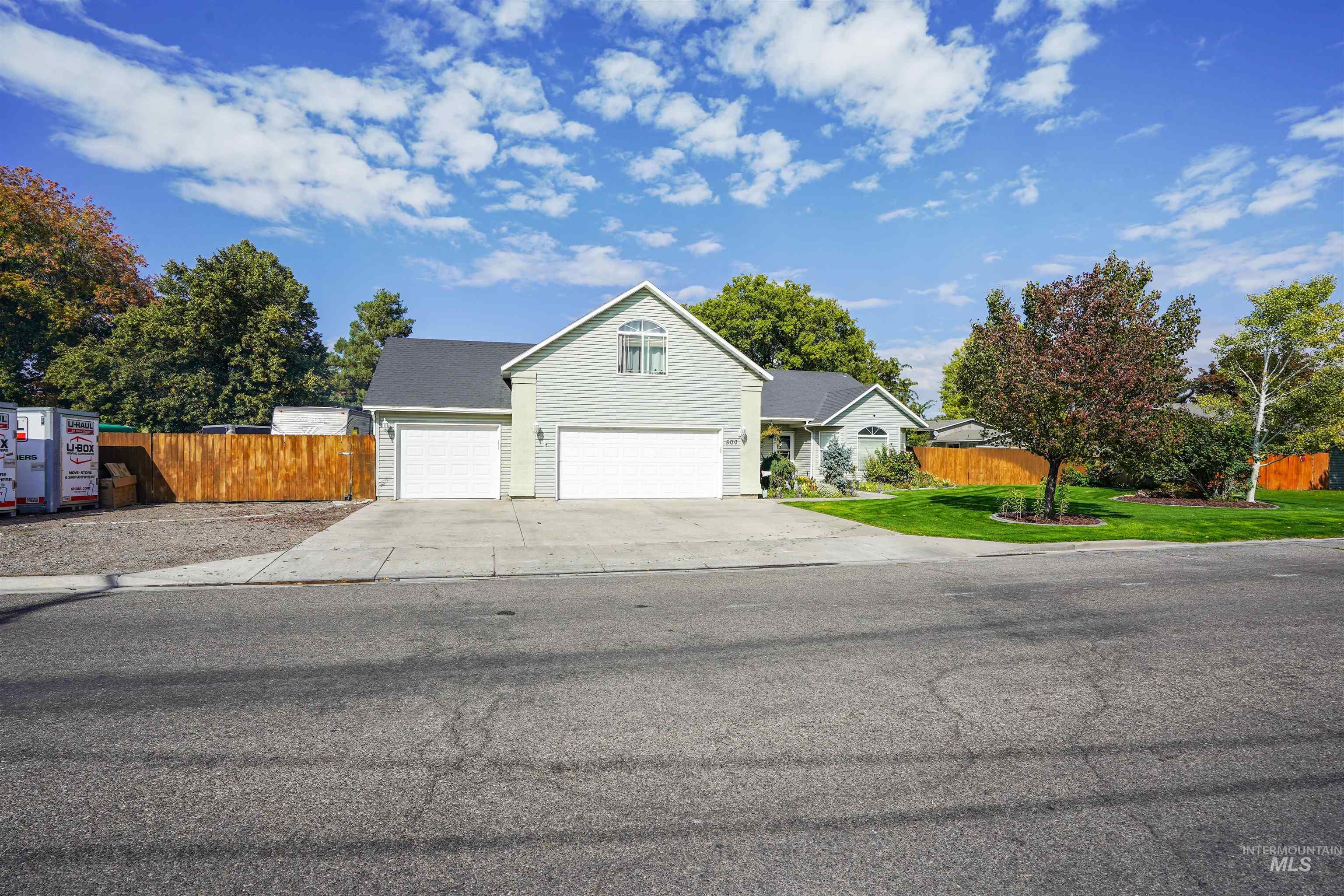 View of front of home featuring driveway