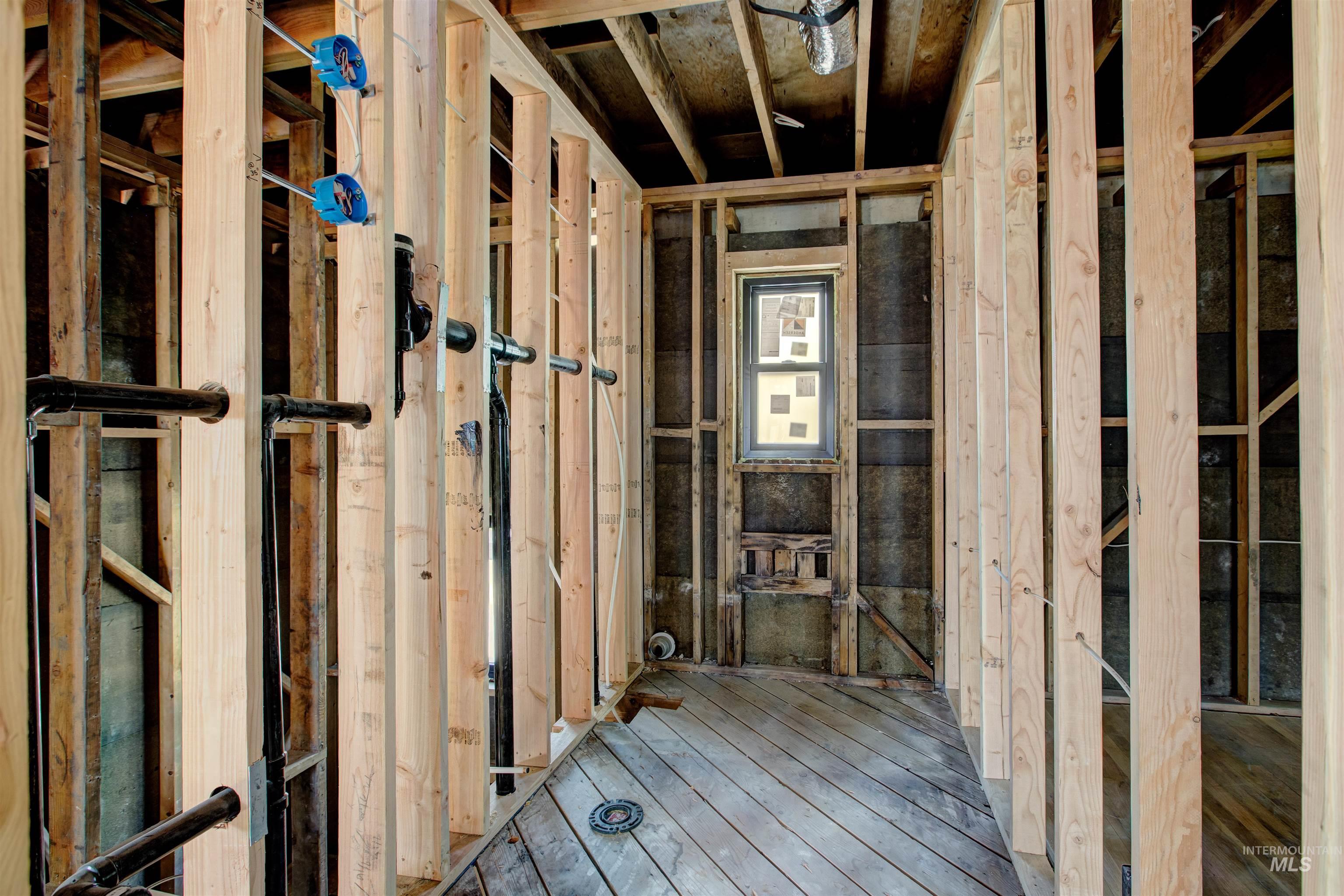 Misc room with hardwood / wood-style floors
