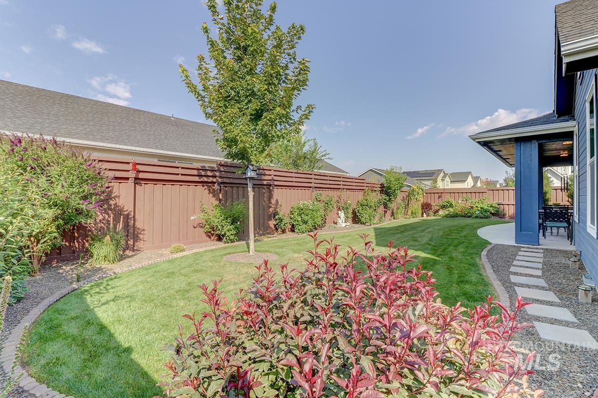 6119 N Farleigh Ave, Meridian, Idaho 83646, 5 Bedrooms, 3 Bathrooms, Residential For Sale, Price $1,139,000, 98964675