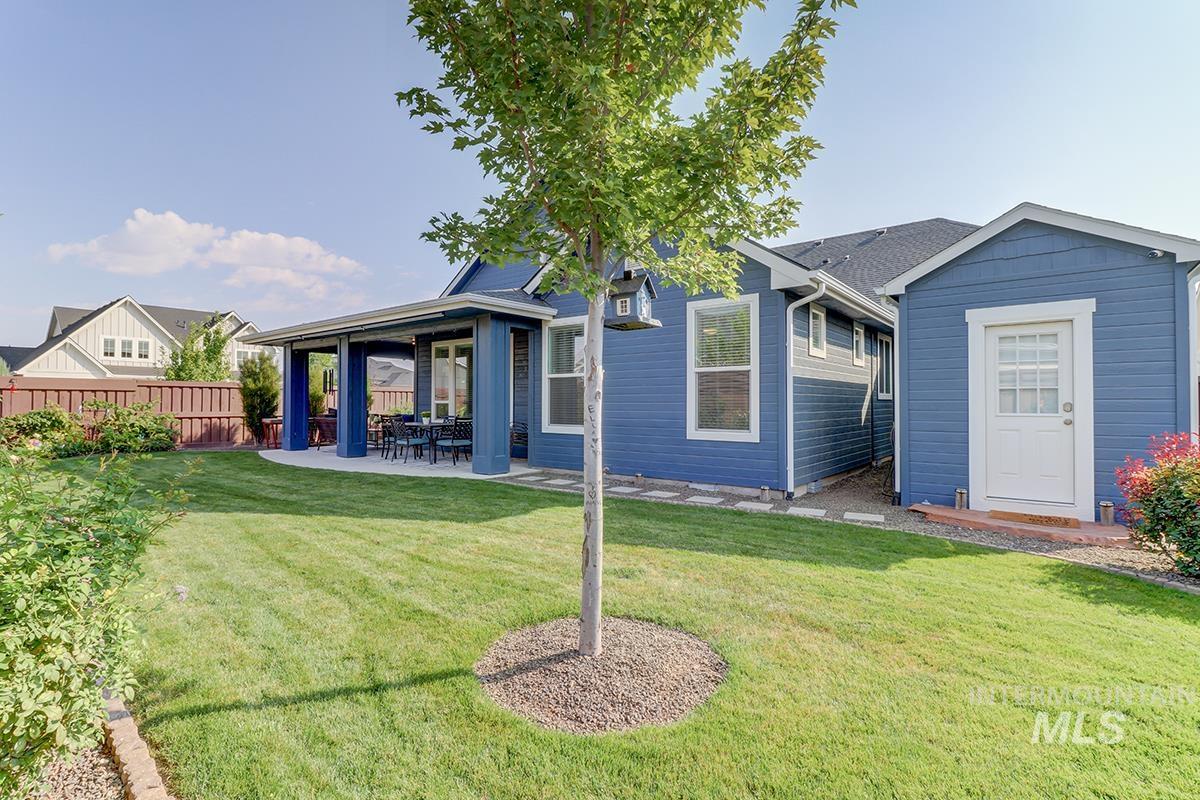6119 N Farleigh Ave, Meridian, Idaho 83646, 5 Bedrooms, 3 Bathrooms, Residential For Sale, Price $1,139,000, 98964675