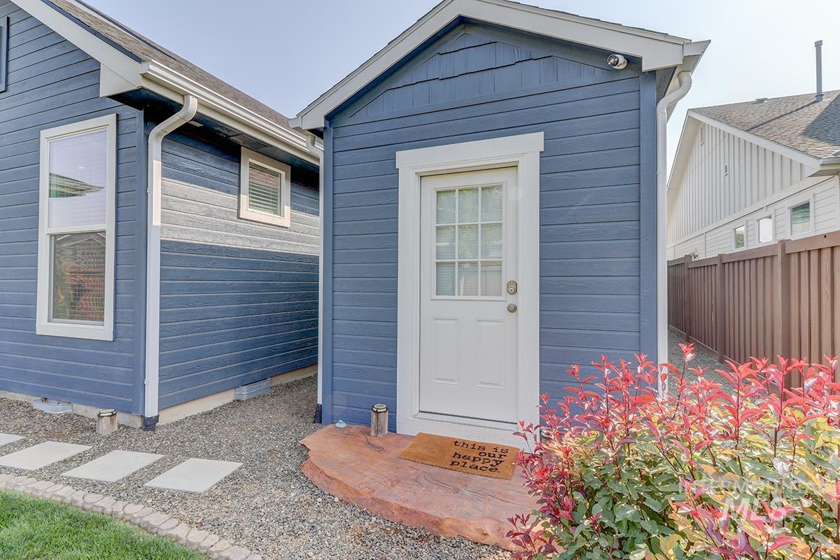 6119 N Farleigh Ave, Meridian, Idaho 83646, 5 Bedrooms, 3 Bathrooms, Residential For Sale, Price $1,139,000, 98964675