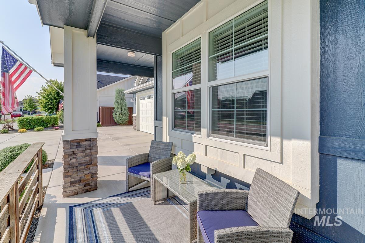 6119 N Farleigh Ave, Meridian, Idaho 83646, 5 Bedrooms, 3 Bathrooms, Residential For Sale, Price $1,139,000, 98964675