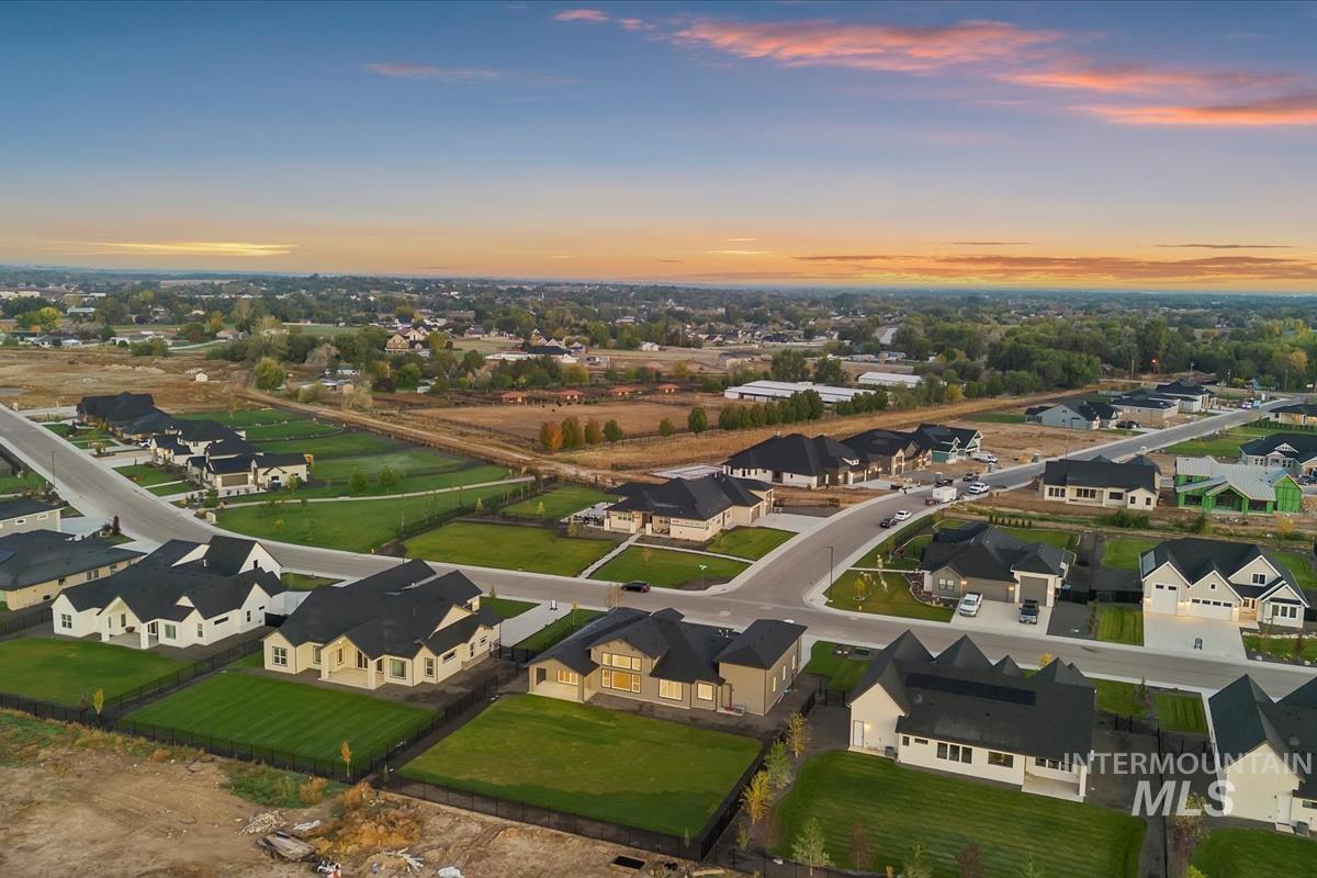 7179 E Osprey Estates Dr., Nampa, Idaho 83686, 3 Bedrooms, 2.5 Bathrooms, Residential For Sale, Price $969,900, 98964690
