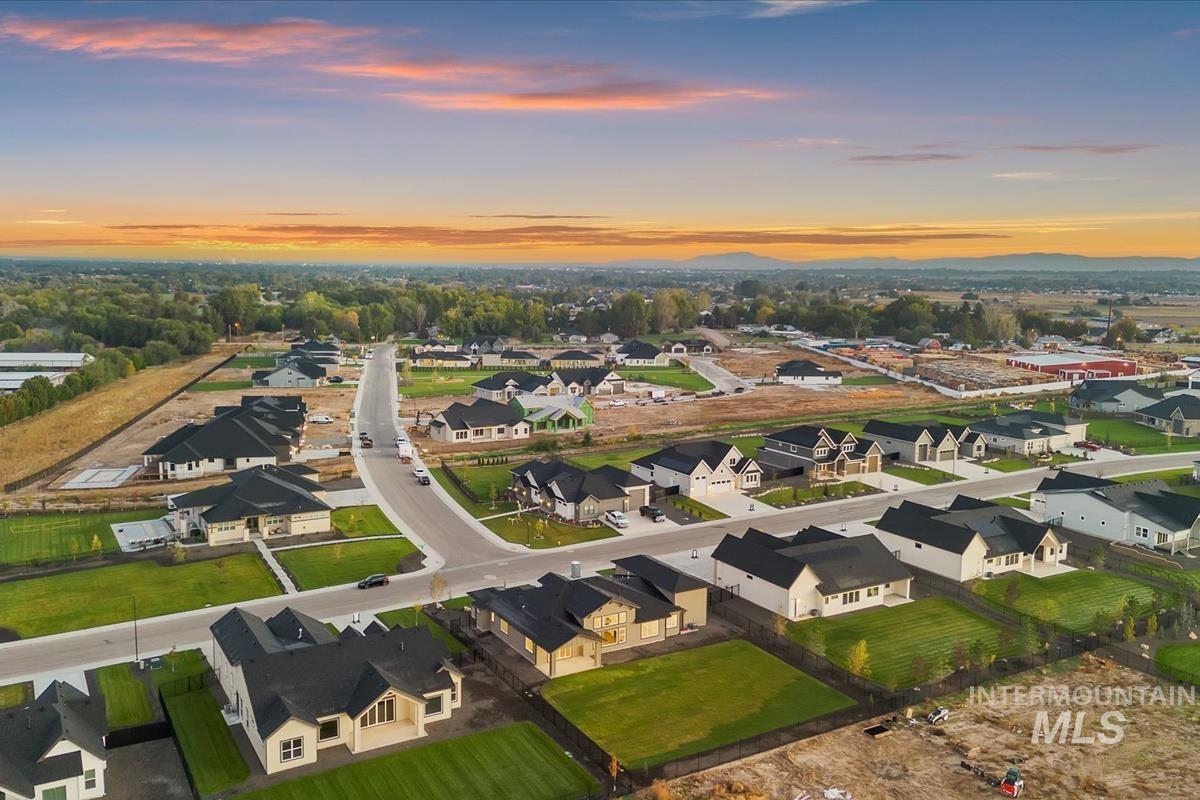 7179 E Osprey Estates Dr., Nampa, Idaho 83686, 3 Bedrooms, 2.5 Bathrooms, Residential For Sale, Price $969,900, 98964690