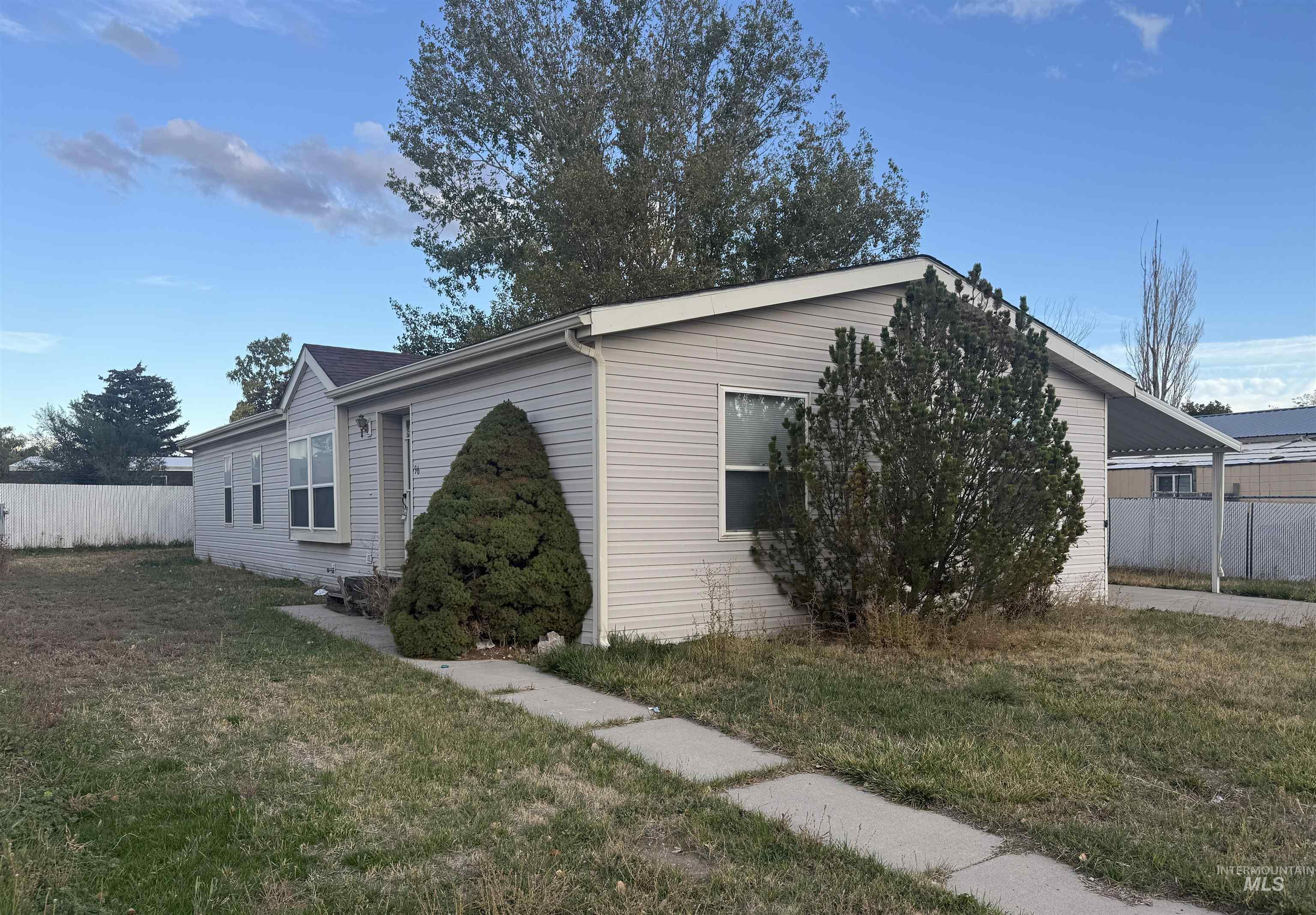View of property exterior