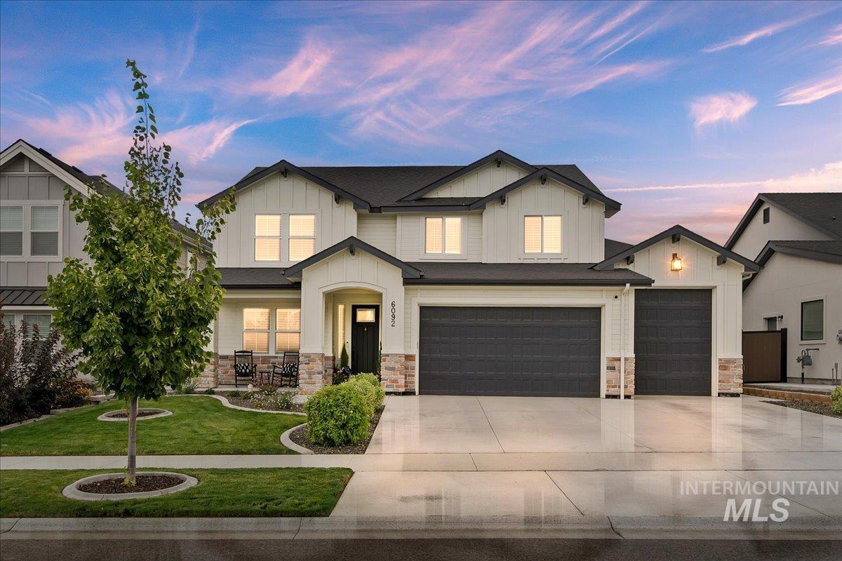 6092 S Thumbelina Ave, Meridian, Idaho 83642, 4 Bedrooms, 2.5 Bathrooms, Residential For Sale, Price $779,000, 98964702