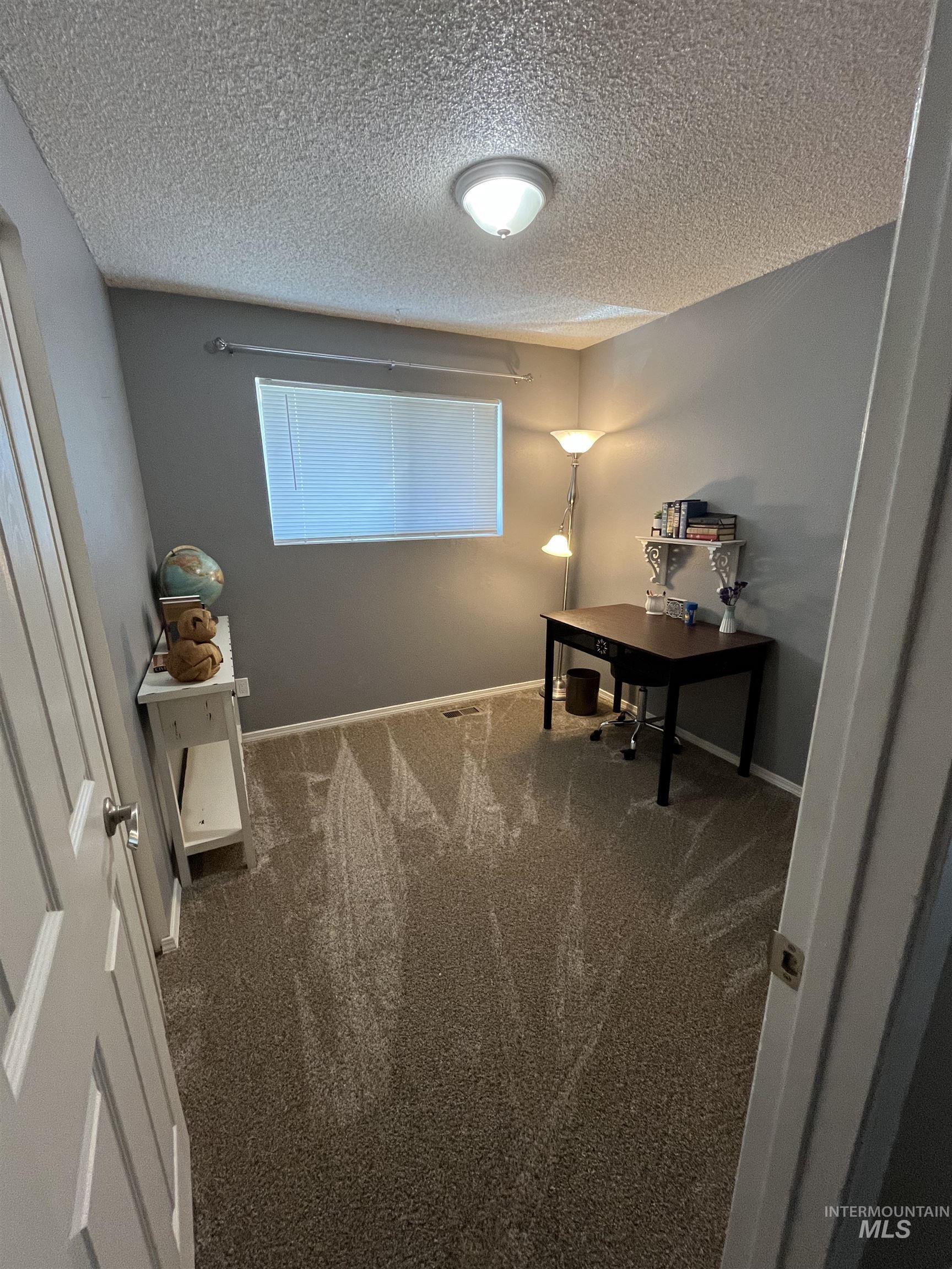 555 13th Street, Lewiston, Idaho 83501, 3 Bedrooms, 1 Bathroom, Residential For Sale, Price $275,000, 98964712
