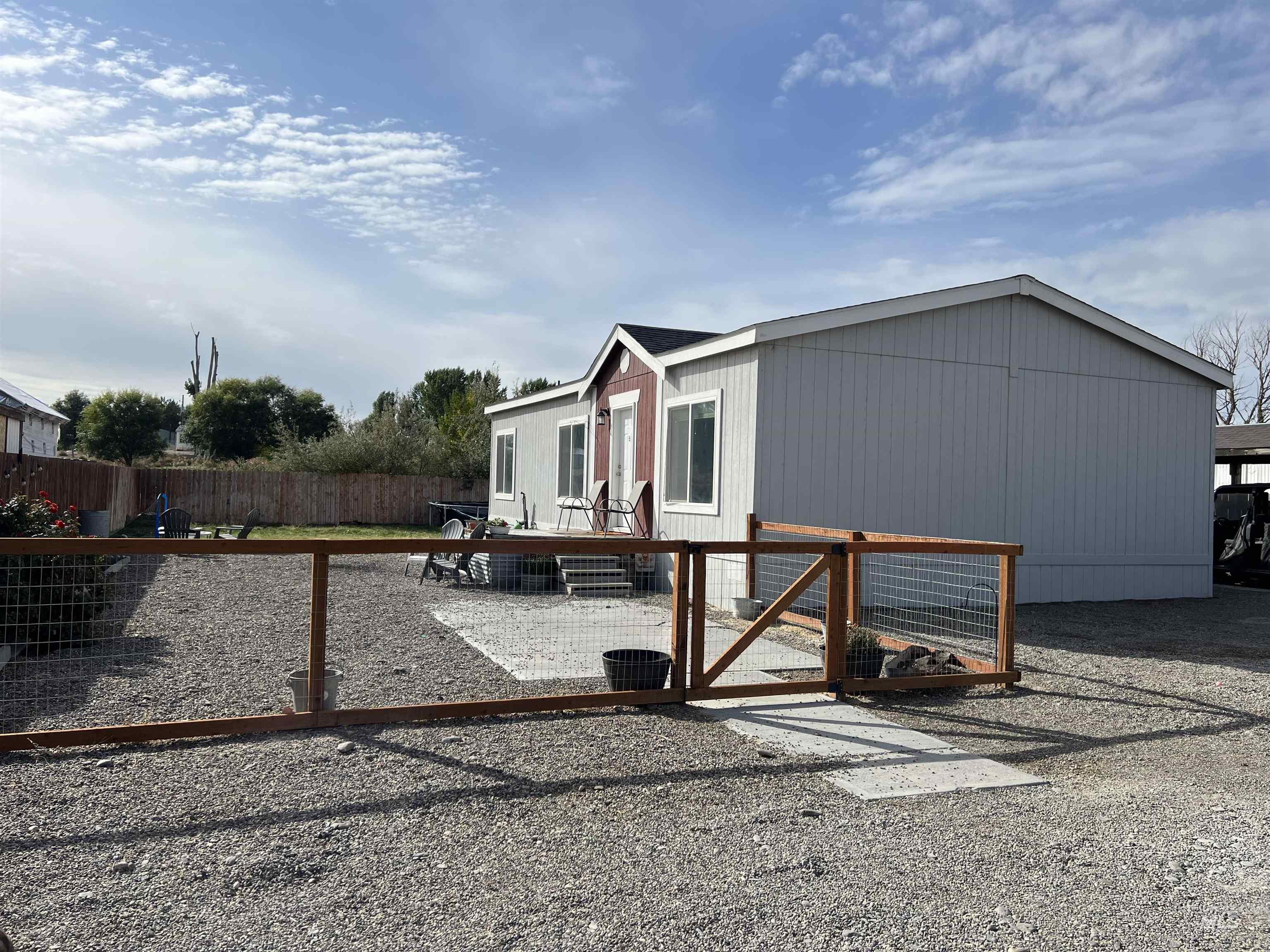 608 Roosevelt Ave., Grand View, Idaho 83624, 3 Bedrooms, 2 Bathrooms, Residential For Sale, Price $215,000, 98964718